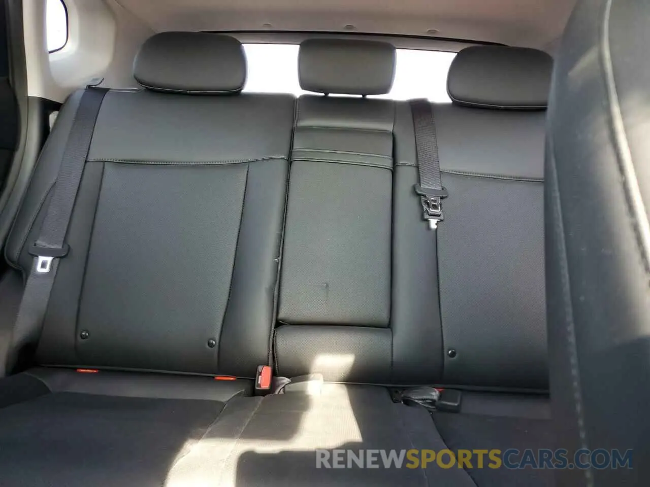 10 Photograph of a damaged car KM8HE3A3XRU081704 HYUNDAI KONA 2024