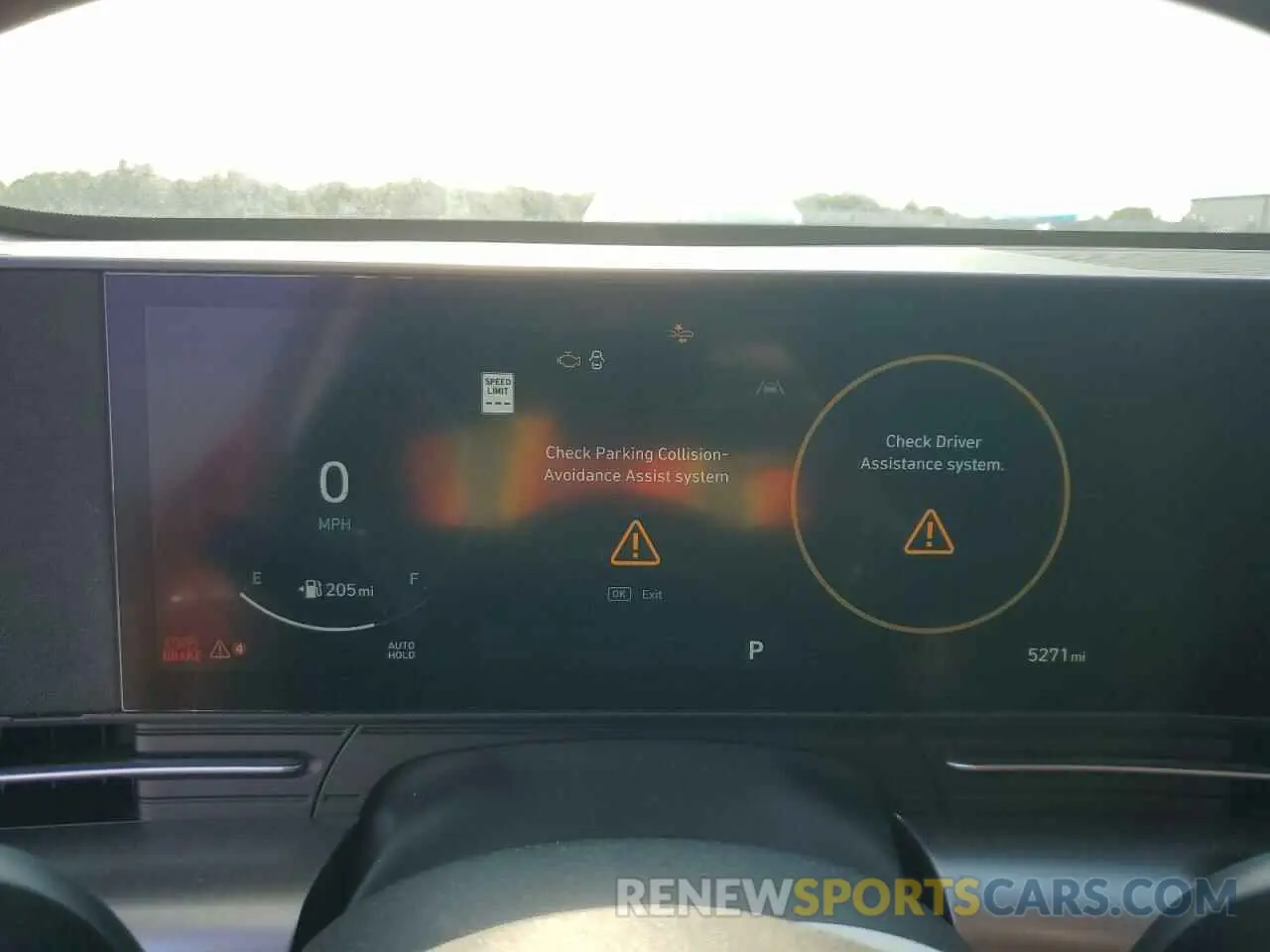 9 Photograph of a damaged car KM8HE3A3XRU081704 HYUNDAI KONA 2024