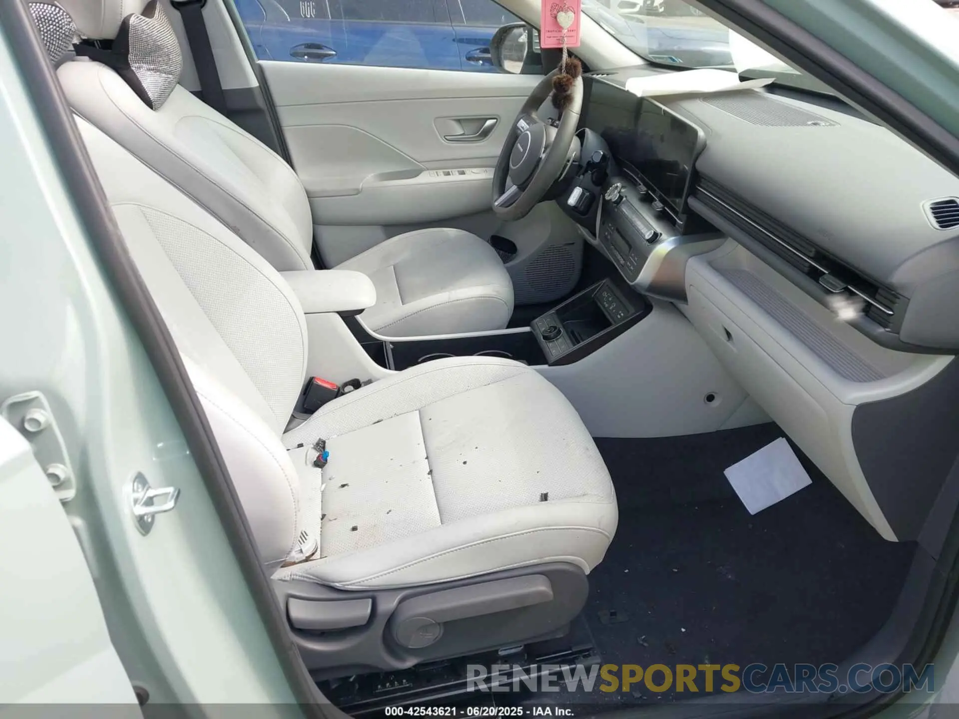 5 Photograph of a damaged car KM8HECA32RU042640 HYUNDAI KONA 2024