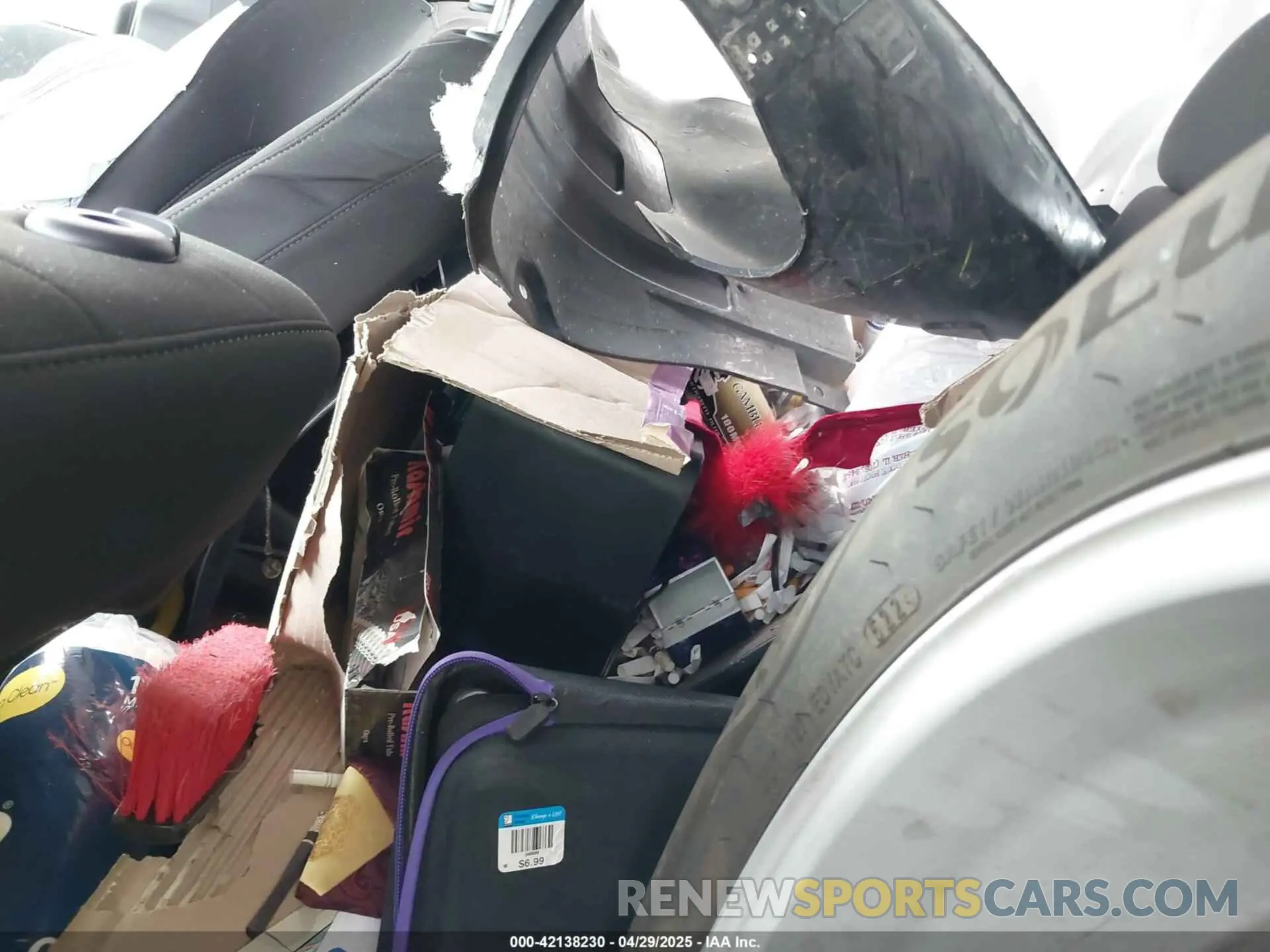 8 Photograph of a damaged car KM8HA3AB0SU265154 HYUNDAI KONA 2025