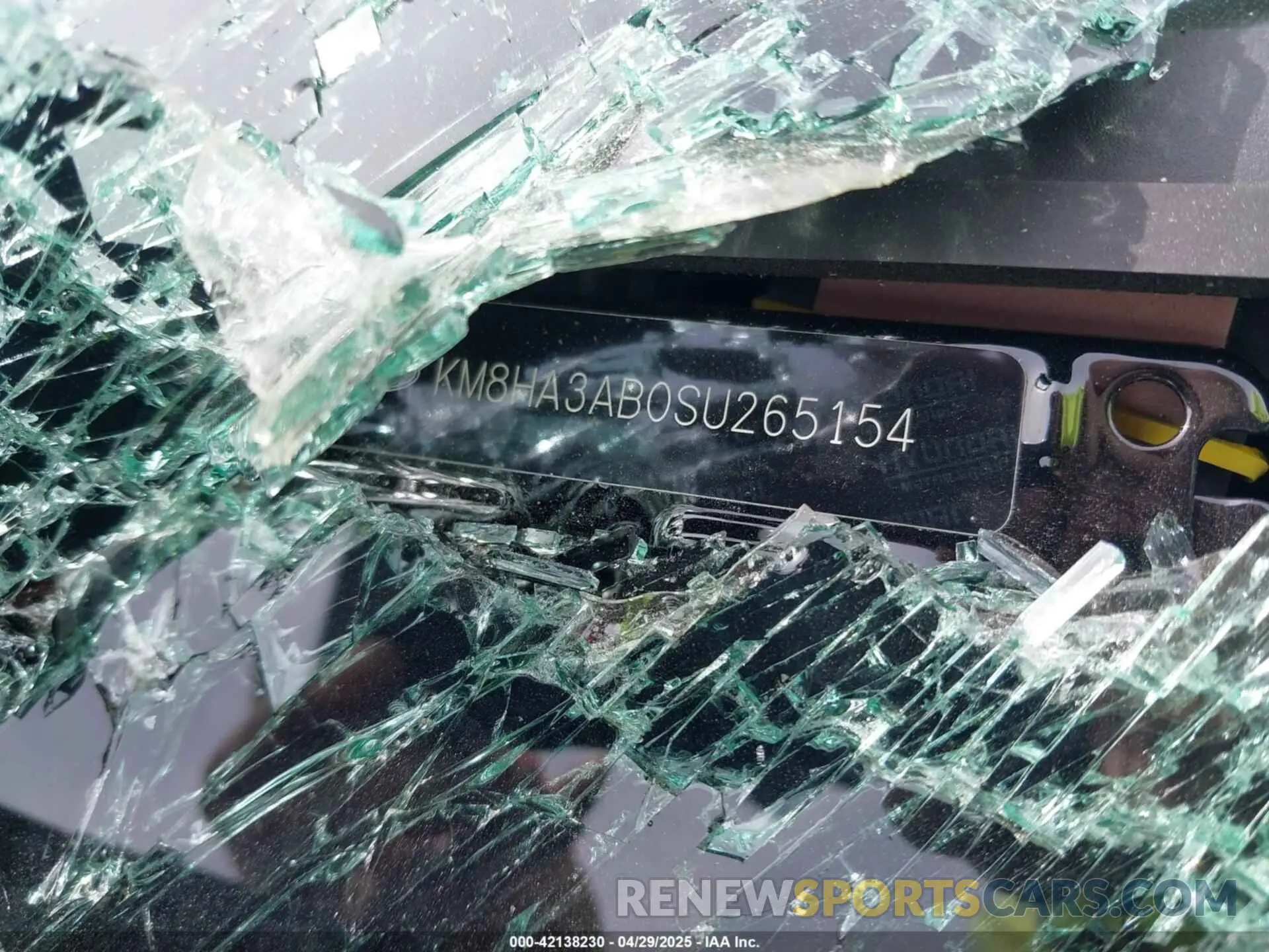 9 Photograph of a damaged car KM8HA3AB0SU265154 HYUNDAI KONA 2025