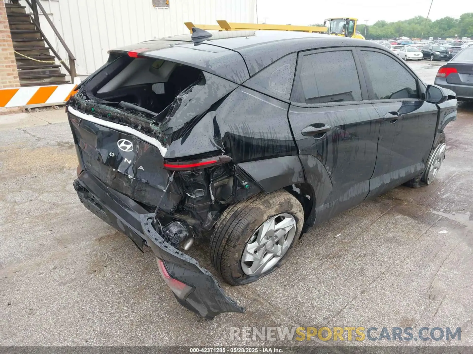 4 Photograph of a damaged car KM8HA3AB3SU247795 HYUNDAI KONA 2025