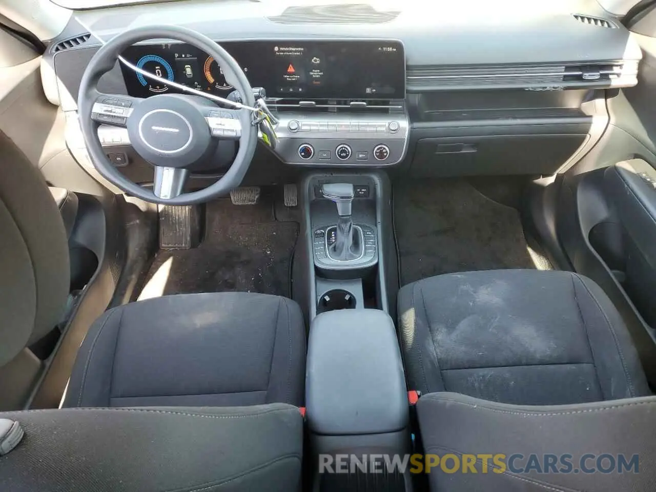 8 Photograph of a damaged car KM8HA3AB9SU212453 HYUNDAI KONA 2025