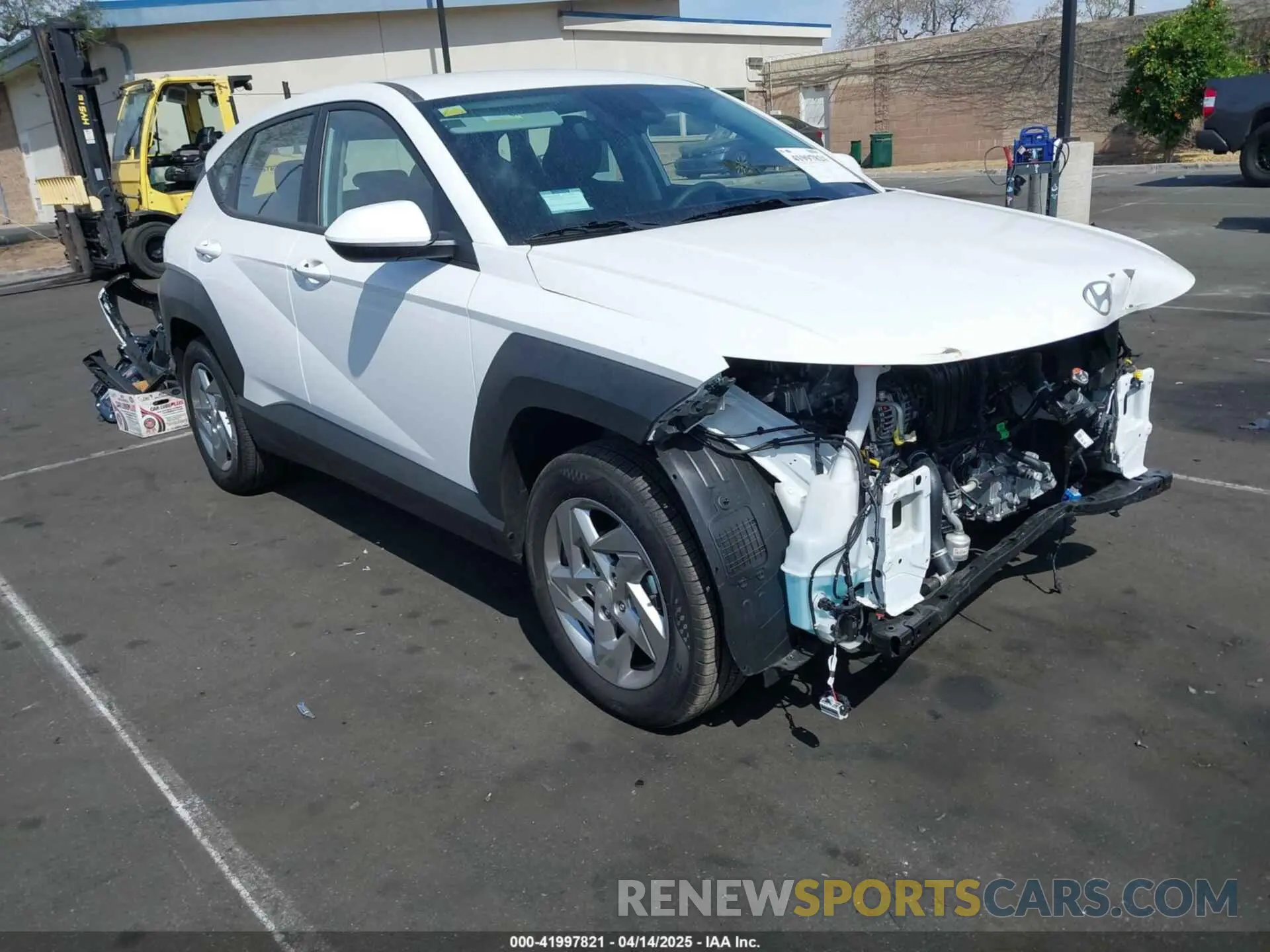 1 Photograph of a damaged car KM8HA3AB9SU260938 HYUNDAI KONA 2025