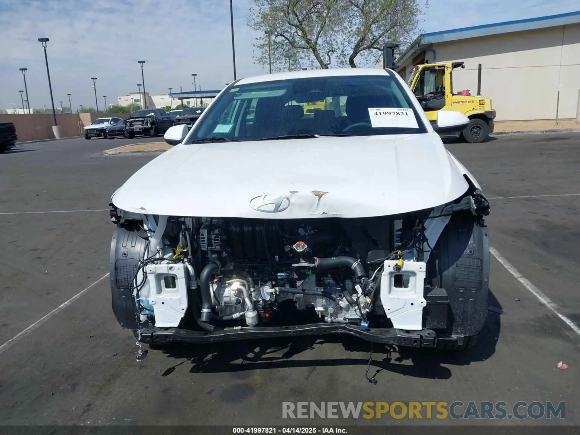 13 Photograph of a damaged car KM8HA3AB9SU260938 HYUNDAI KONA 2025