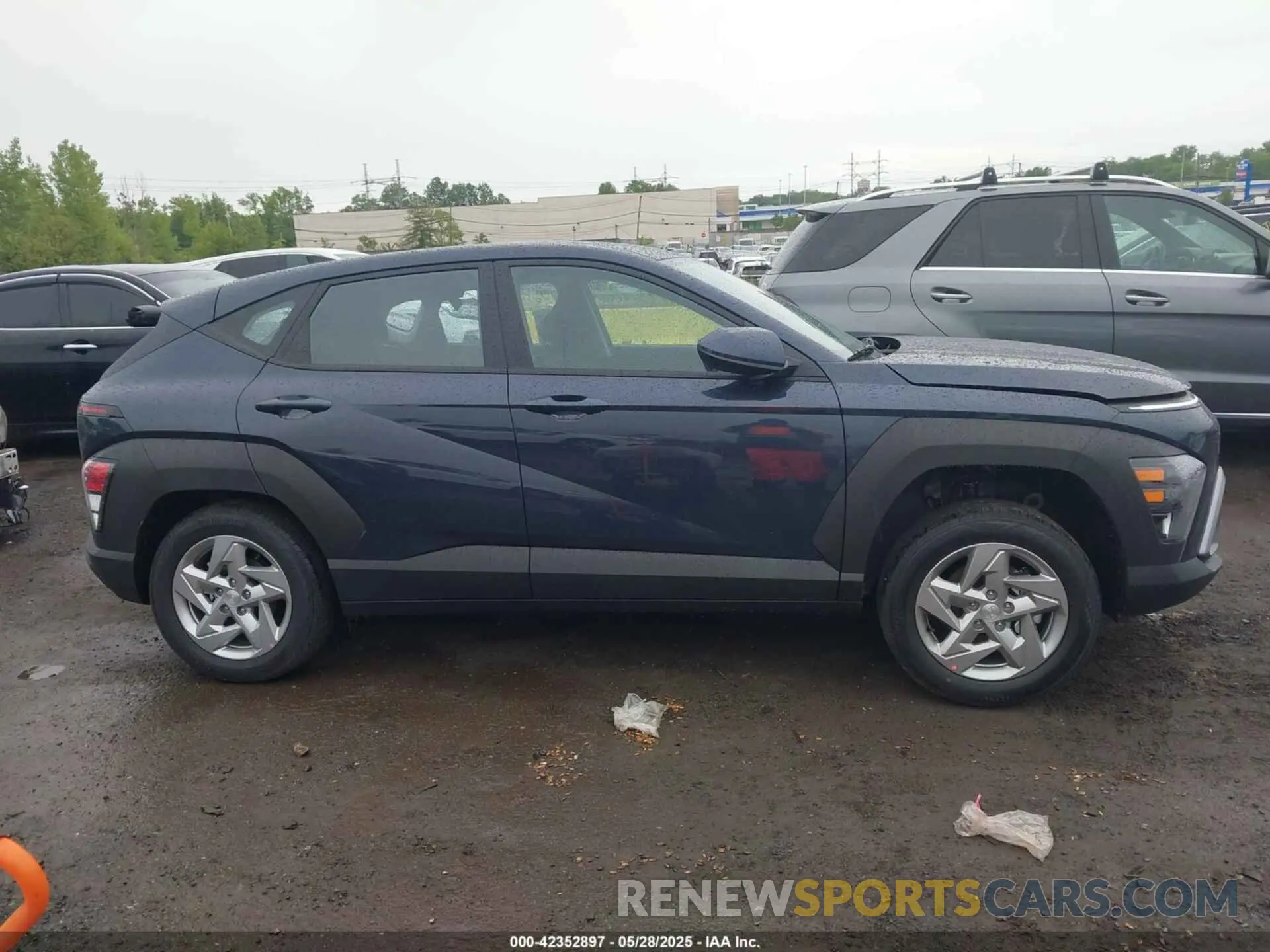 13 Photograph of a damaged car KM8HACAB5SU307334 HYUNDAI KONA 2025