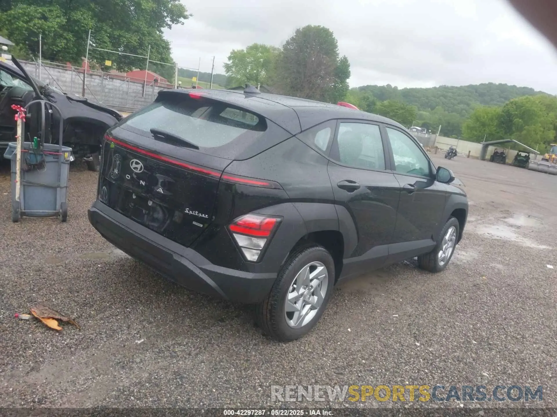 4 Photograph of a damaged car KM8HACAB9SU212954 HYUNDAI KONA 2025