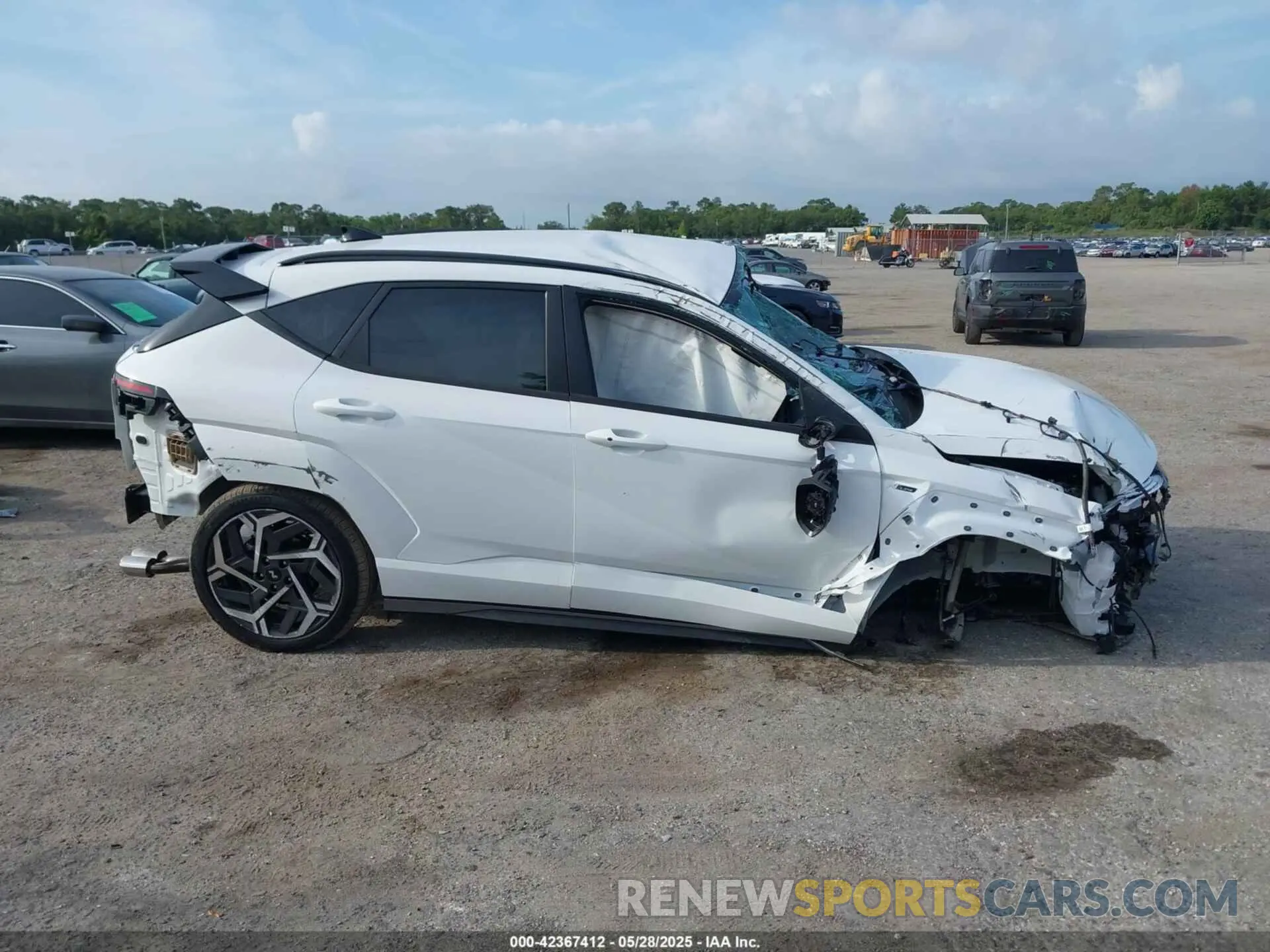 12 Photograph of a damaged car KM8HB3A34SU245771 HYUNDAI KONA 2025