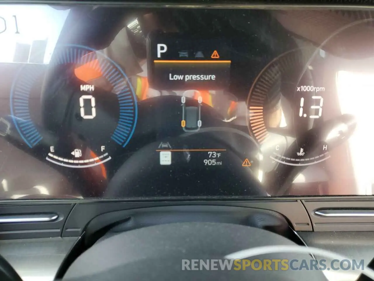 9 Photograph of a damaged car KM8HB3AB1SU252104 HYUNDAI KONA 2025