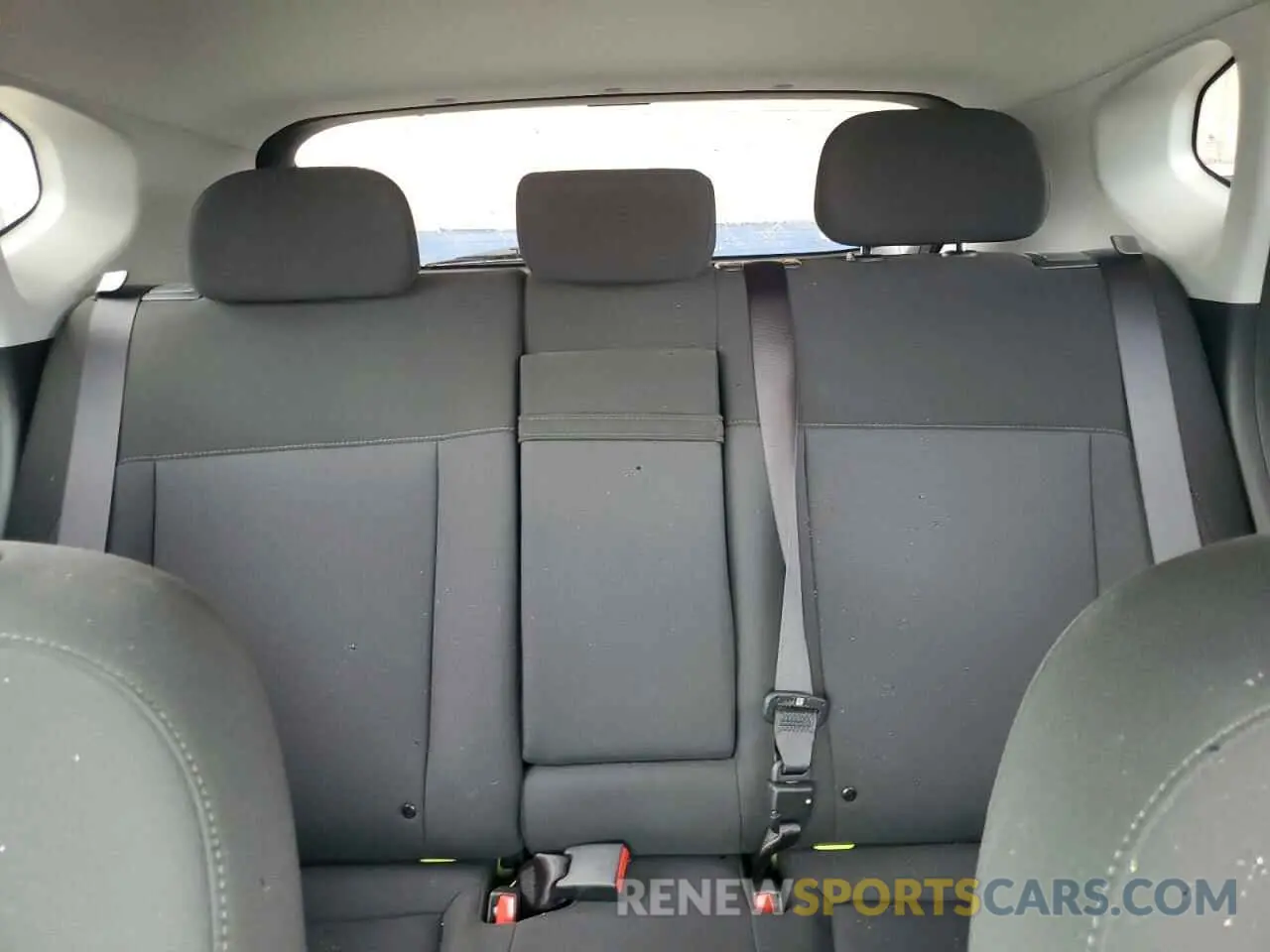 10 Photograph of a damaged car KM8HB3AB2SU237613 HYUNDAI KONA 2025