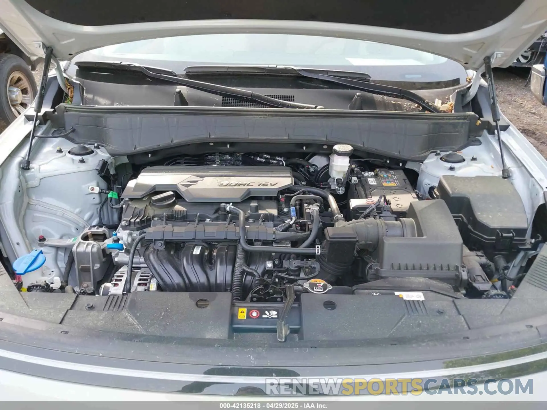 10 Photograph of a damaged car KM8HB3AB3SU215152 HYUNDAI KONA 2025