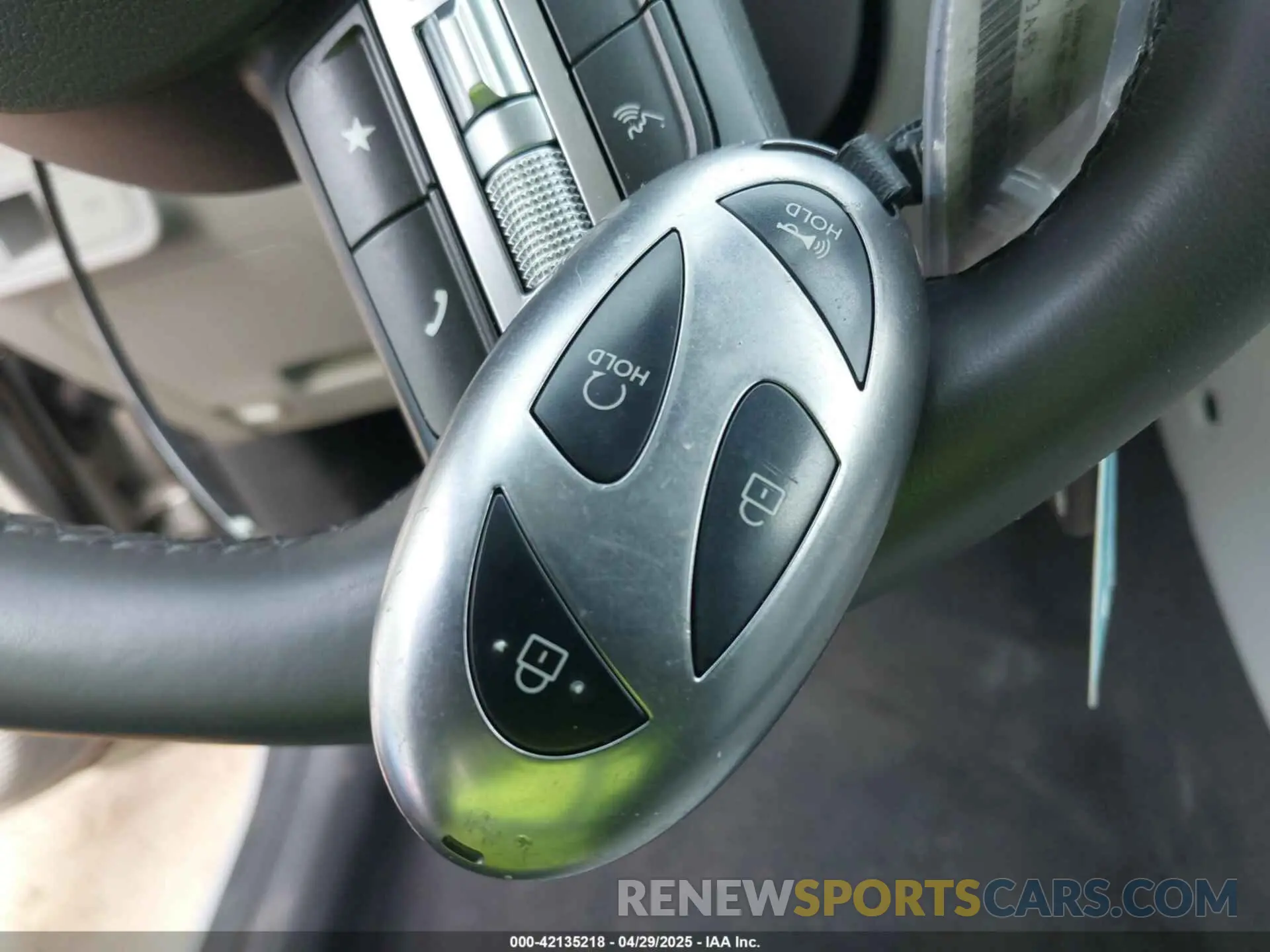11 Photograph of a damaged car KM8HB3AB3SU215152 HYUNDAI KONA 2025