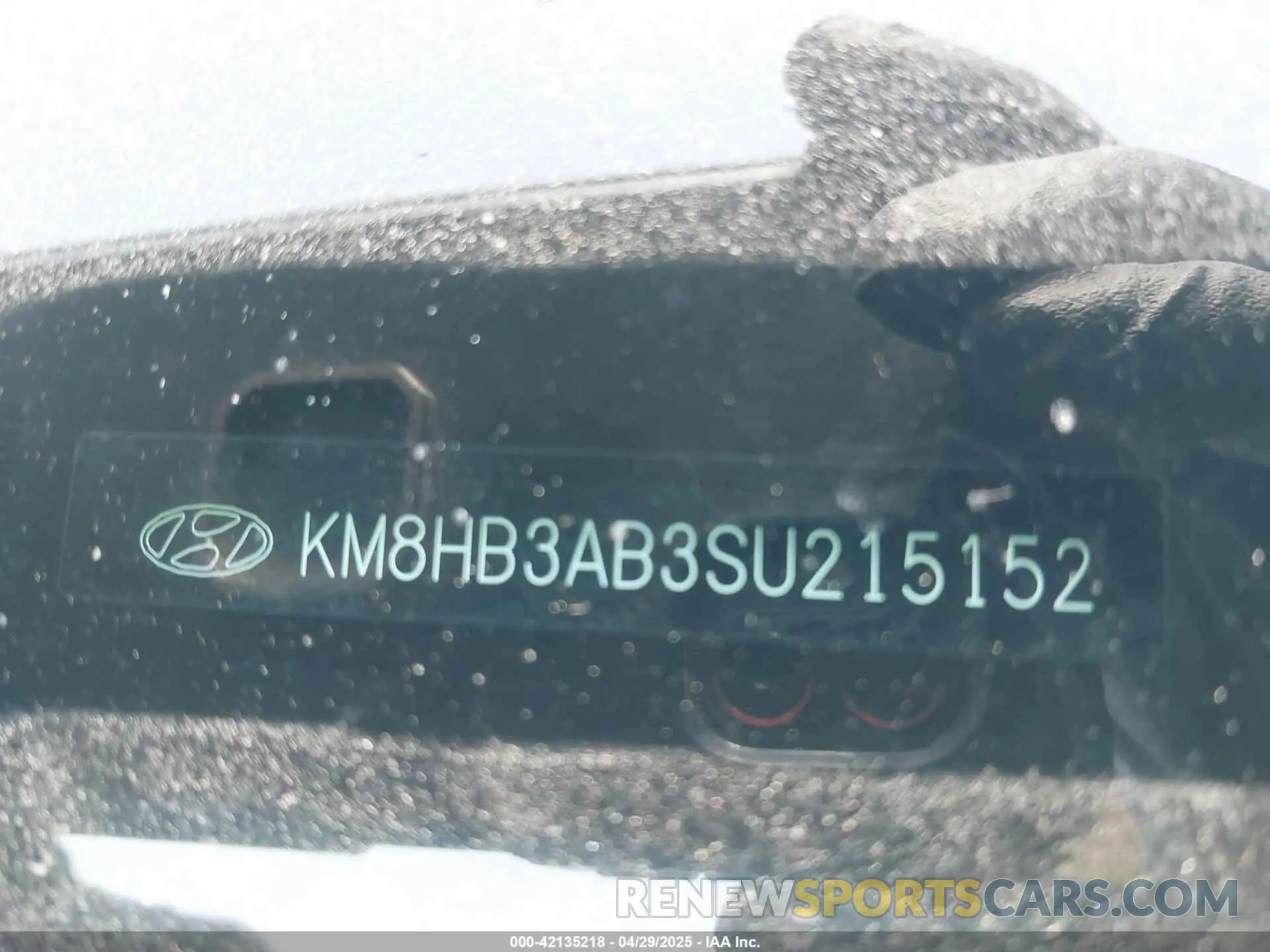 9 Photograph of a damaged car KM8HB3AB3SU215152 HYUNDAI KONA 2025