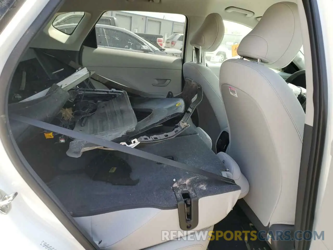 10 Photograph of a damaged car KM8HB3AB7SU192250 HYUNDAI KONA 2025