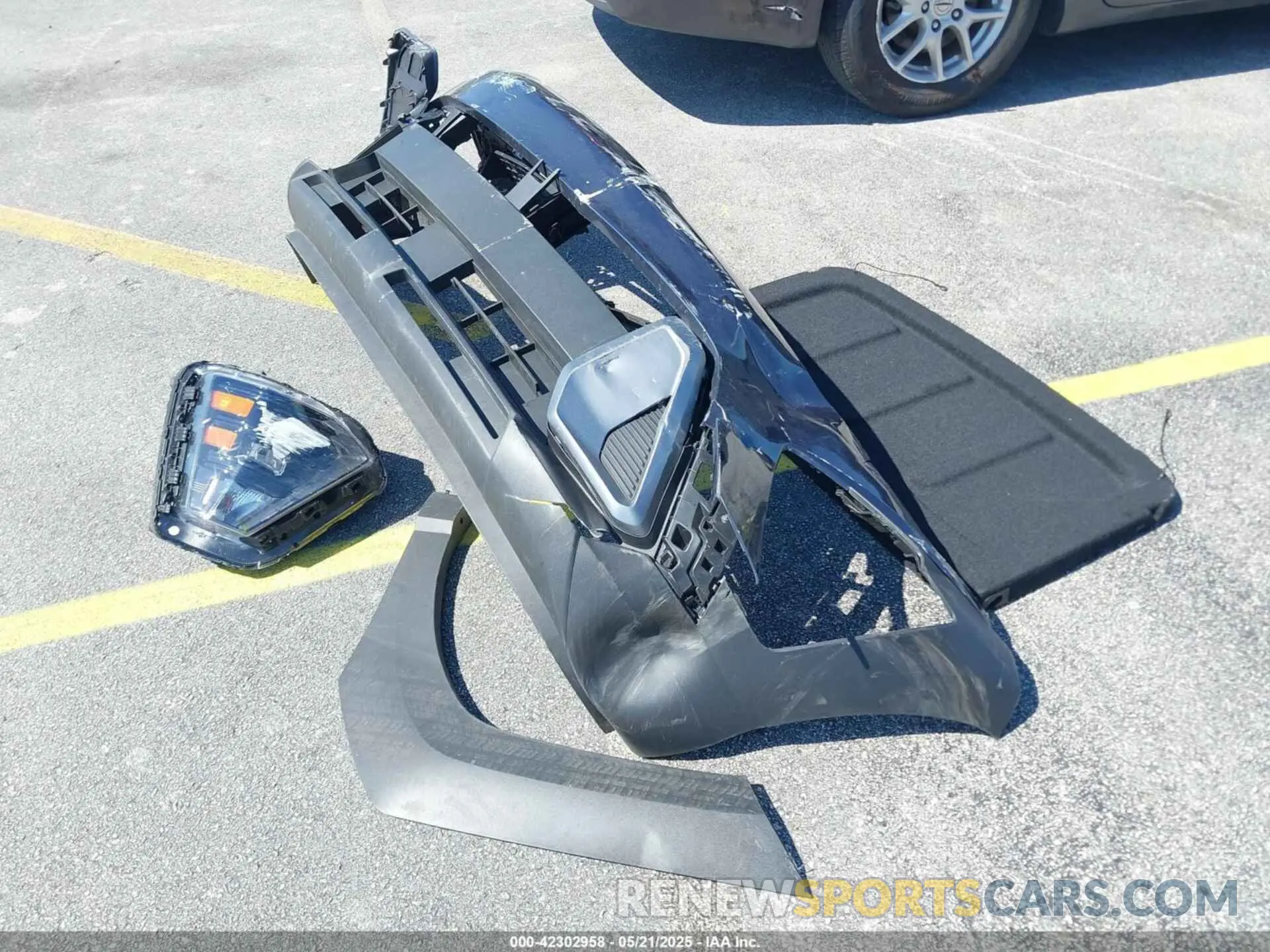 12 Photograph of a damaged car KM8HB3AB7SU250535 HYUNDAI KONA 2025