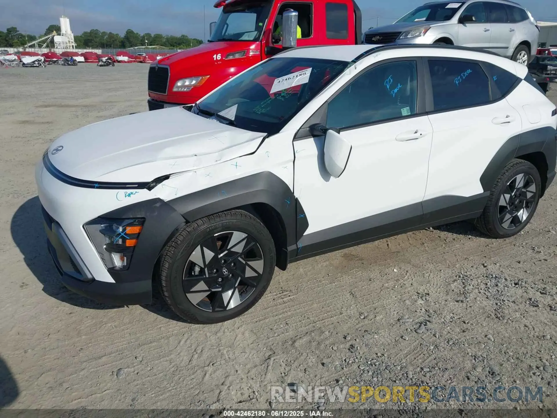 6 Photograph of a damaged car KM8HB3AB7SU258358 HYUNDAI KONA 2025