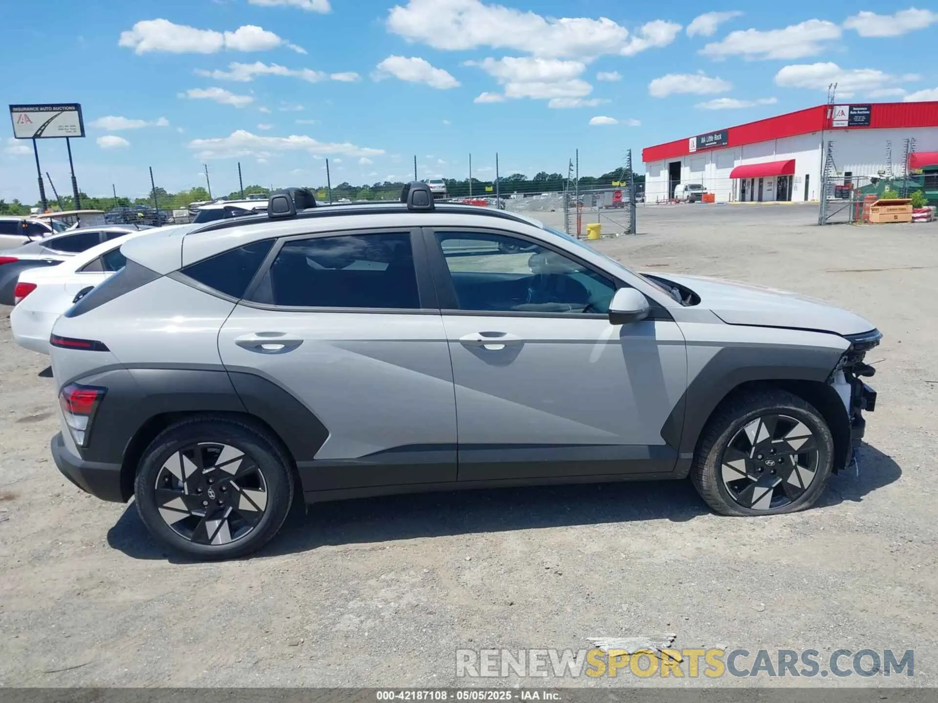 14 Photograph of a damaged car KM8HB3AB7SU262832 HYUNDAI KONA 2025