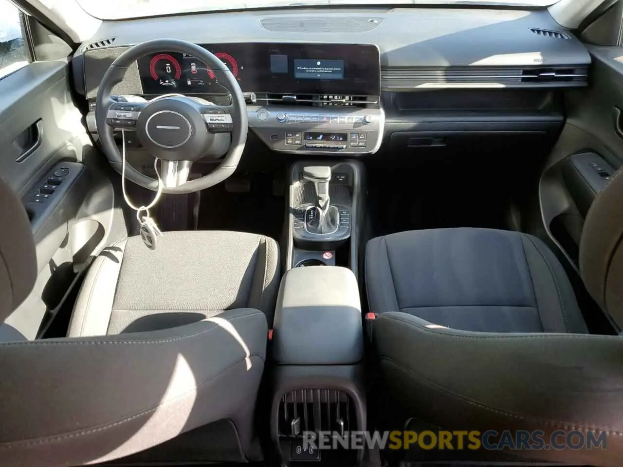 8 Photograph of a damaged car KM8HB3AB8SU224543 HYUNDAI KONA 2025