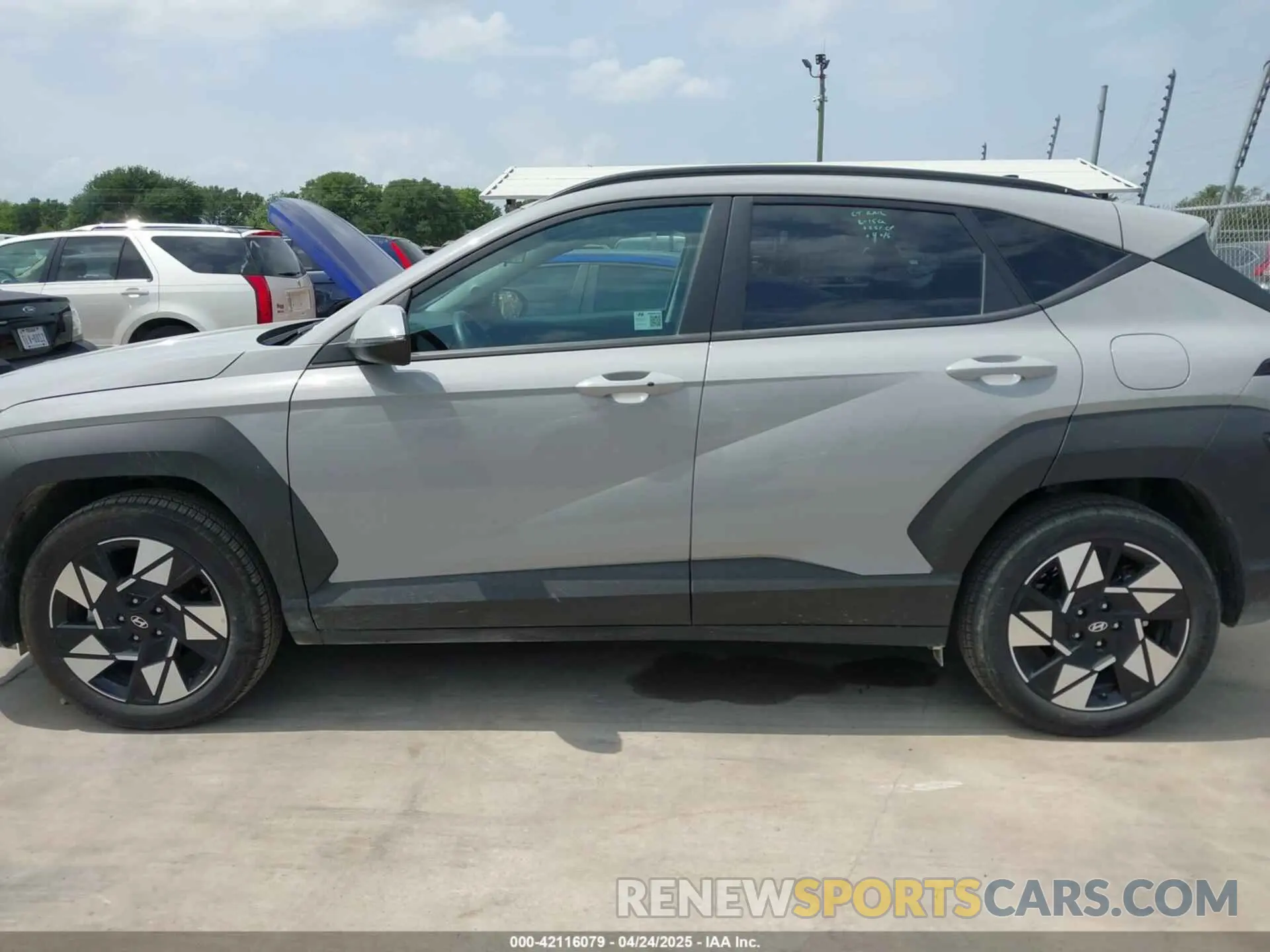 14 Photograph of a damaged car KM8HB3AB8SU224753 HYUNDAI KONA 2025