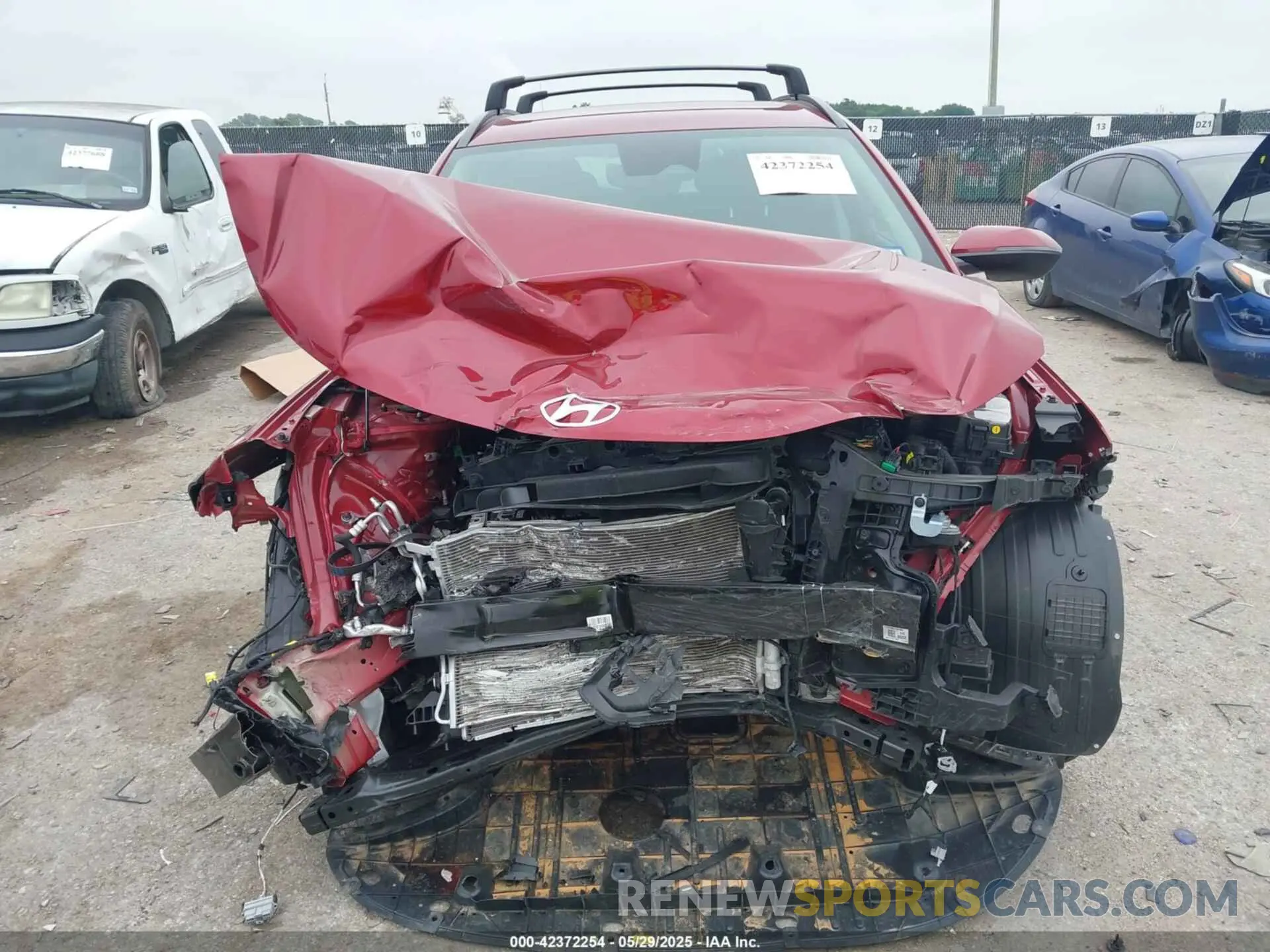 13 Photograph of a damaged car KM8HB3AB8SU236840 HYUNDAI KONA 2025