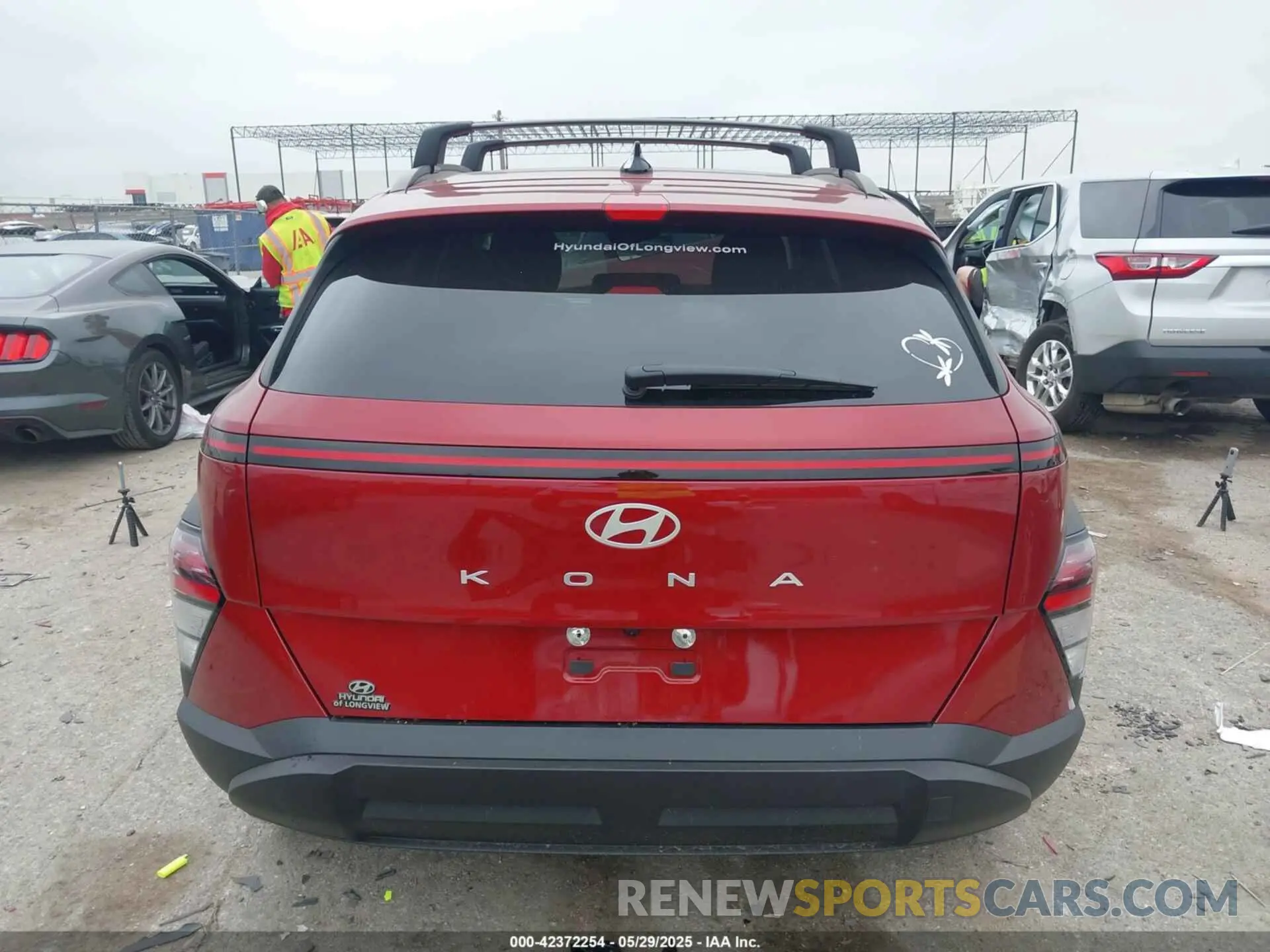 17 Photograph of a damaged car KM8HB3AB8SU236840 HYUNDAI KONA 2025