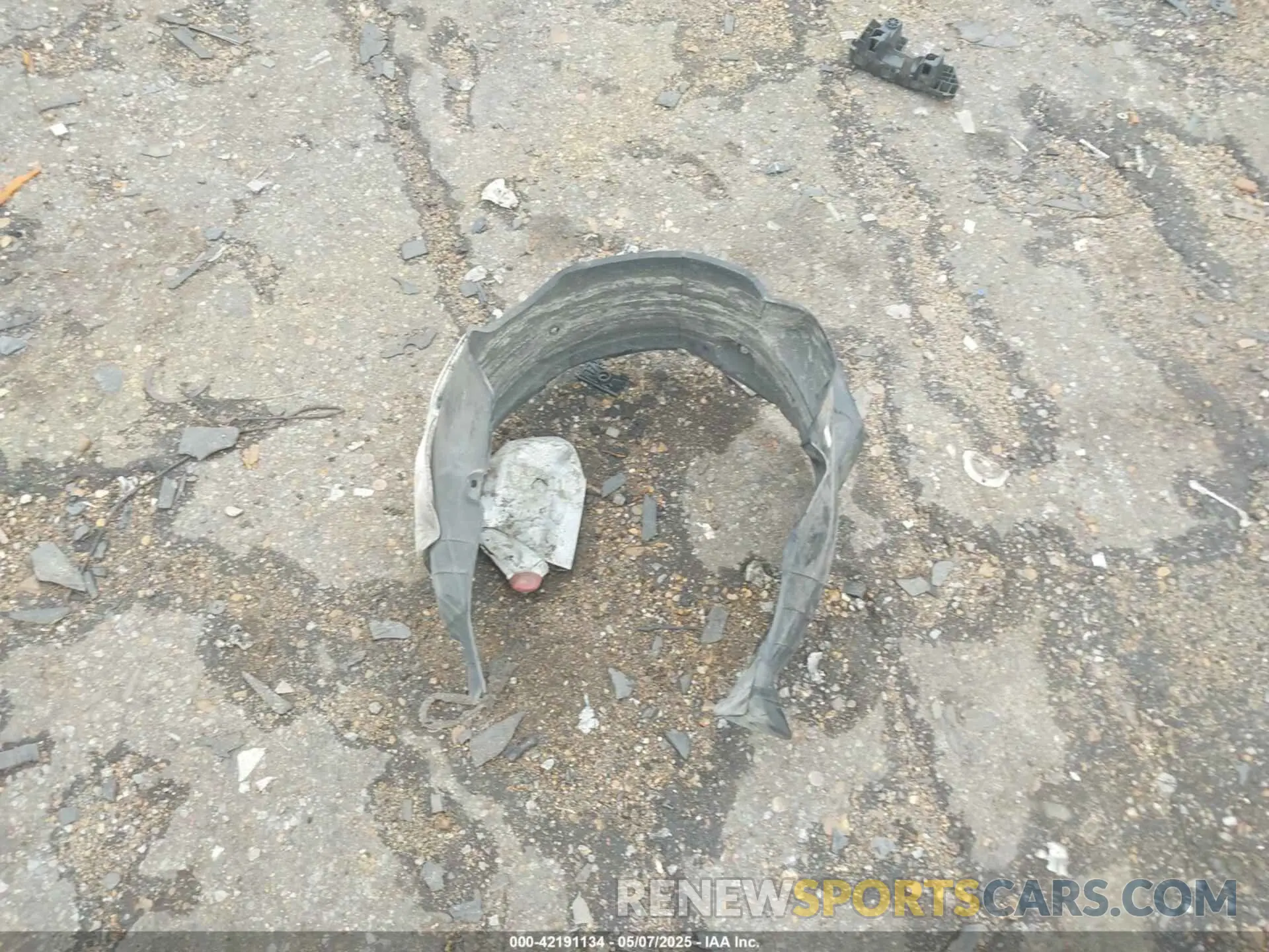 12 Photograph of a damaged car KM8HB3AB9SU186756 HYUNDAI KONA 2025