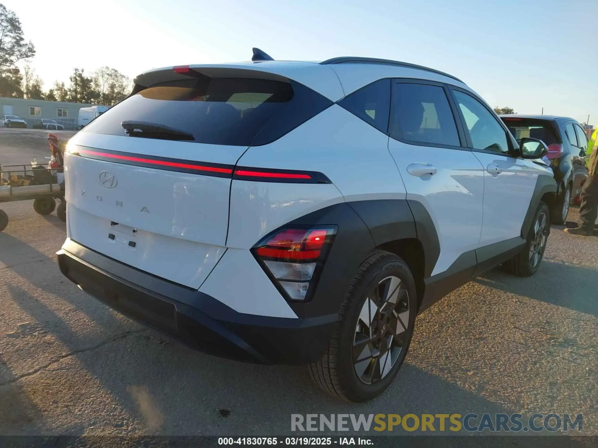 4 Photograph of a damaged car KM8HB3AB9SU207346 HYUNDAI KONA 2025