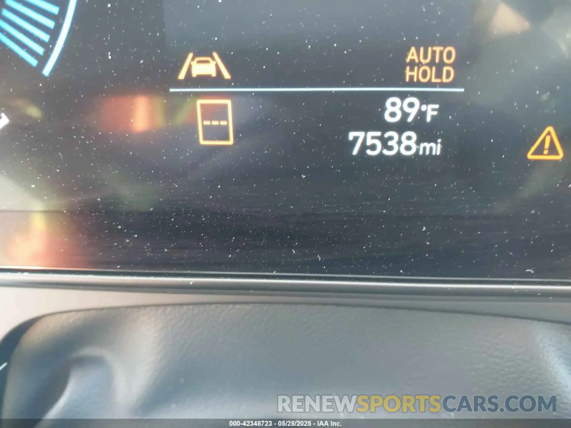 15 Photograph of a damaged car KM8HB3AB9SU237611 HYUNDAI KONA 2025