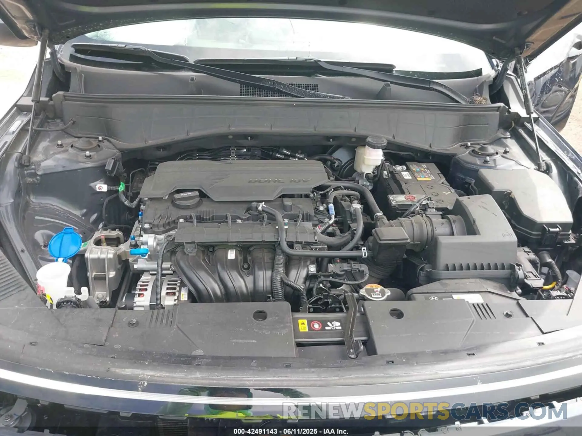 10 Photograph of a damaged car KM8HB3AB9SU273833 HYUNDAI KONA 2025