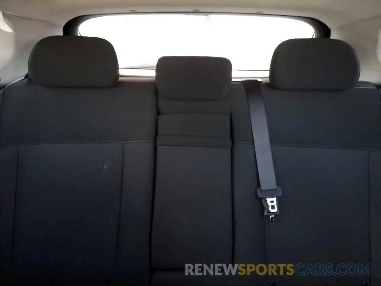 10 Photograph of a damaged car KM8HB3ABXSU222468 HYUNDAI KONA 2025