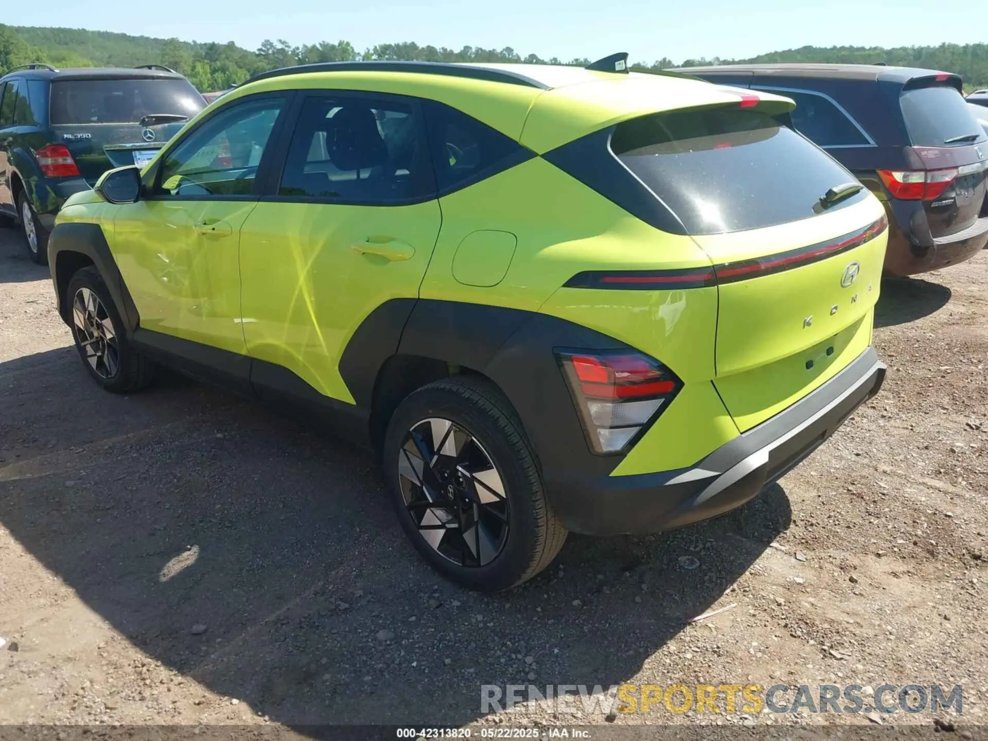3 Photograph of a damaged car KM8HBCAB0SU205033 HYUNDAI KONA 2025