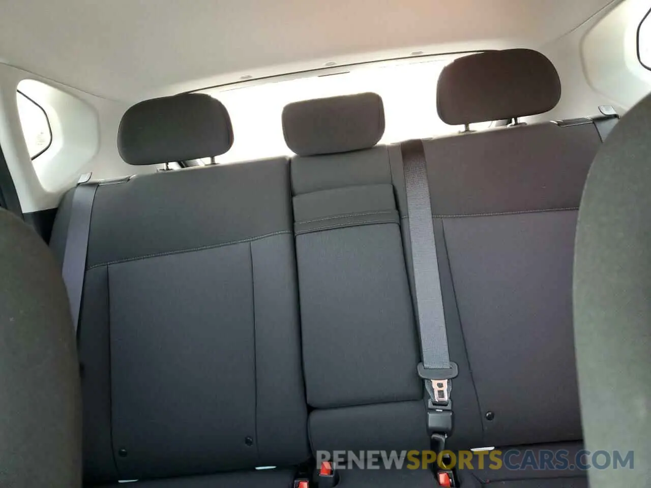 10 Photograph of a damaged car KM8HBCAB2SU188574 HYUNDAI KONA 2025