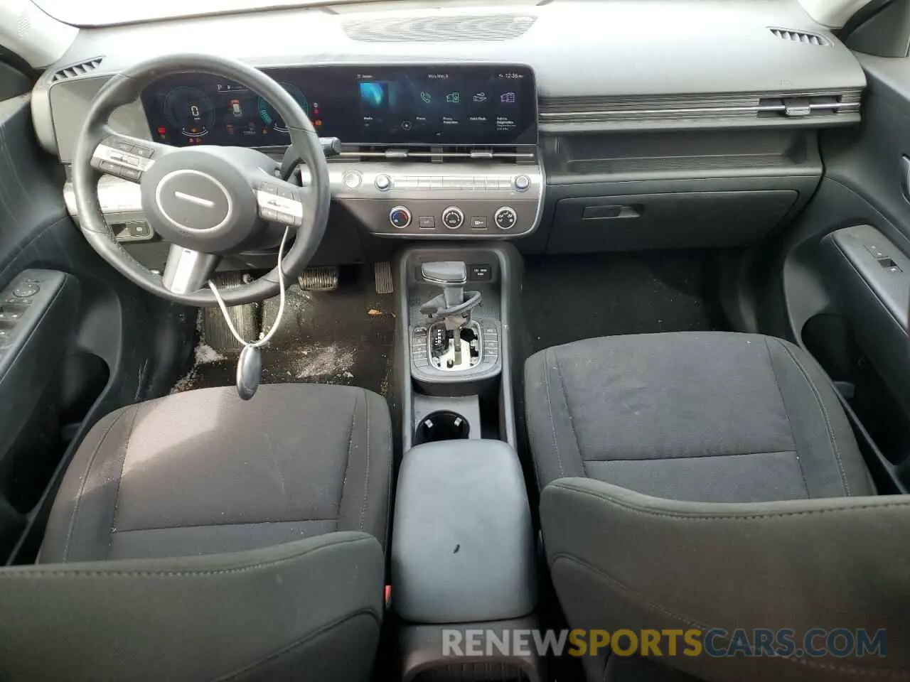 8 Photograph of a damaged car KM8HBCAB2SU188574 HYUNDAI KONA 2025