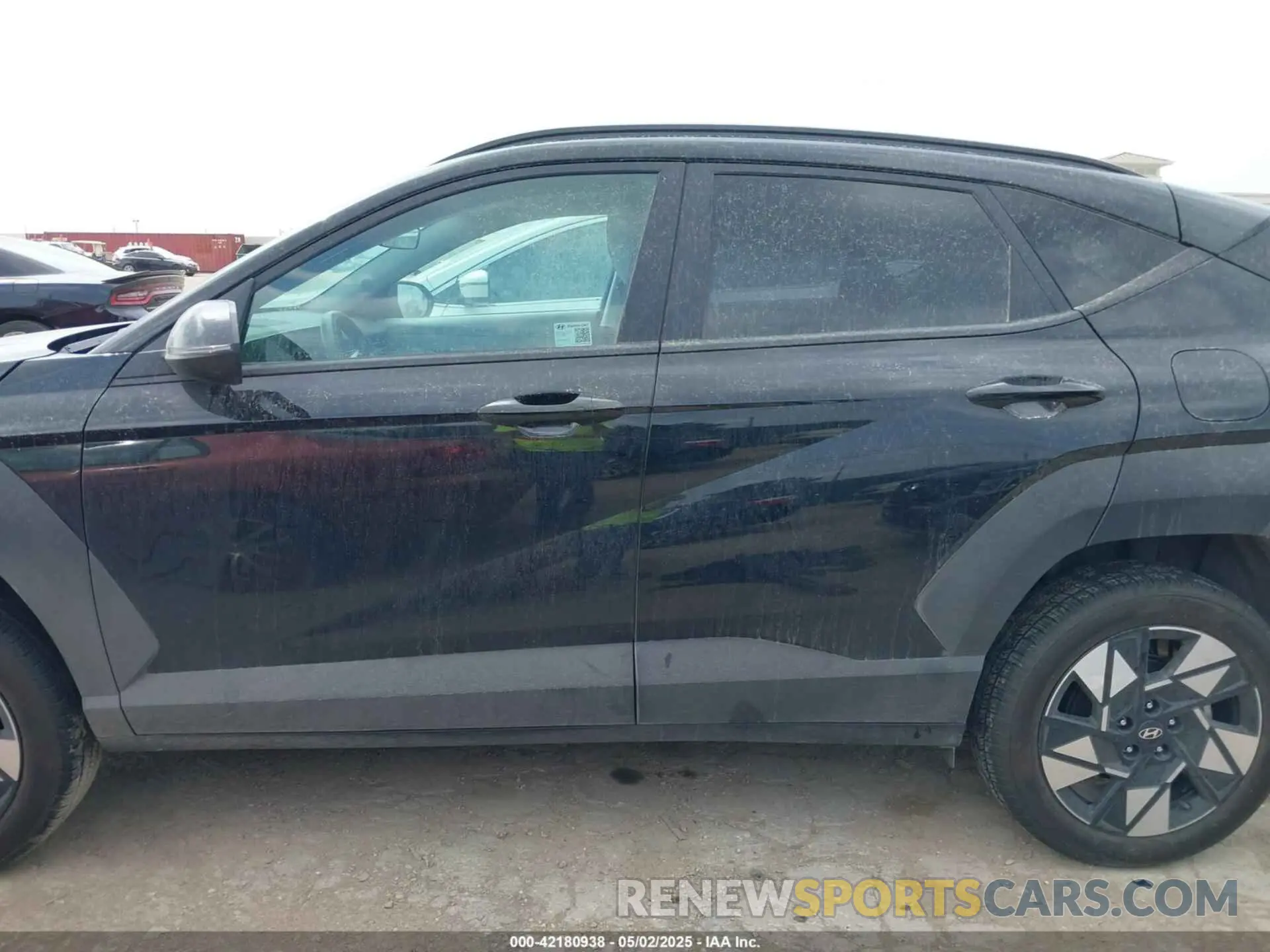 15 Photograph of a damaged car KM8HBCAB3SU204782 HYUNDAI KONA 2025