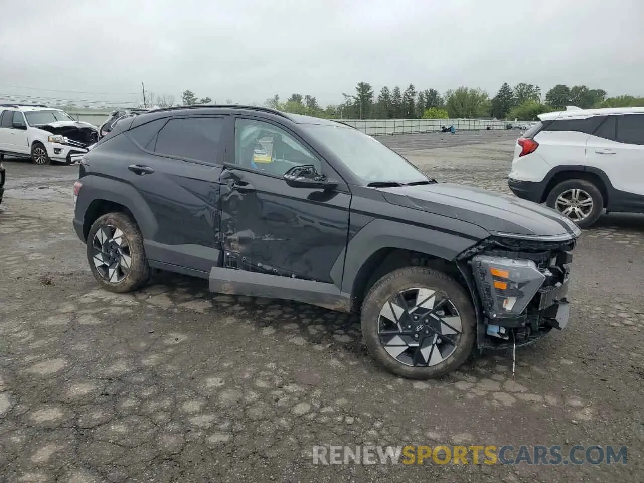 4 Photograph of a damaged car KM8HBCAB3SU224370 HYUNDAI KONA 2025