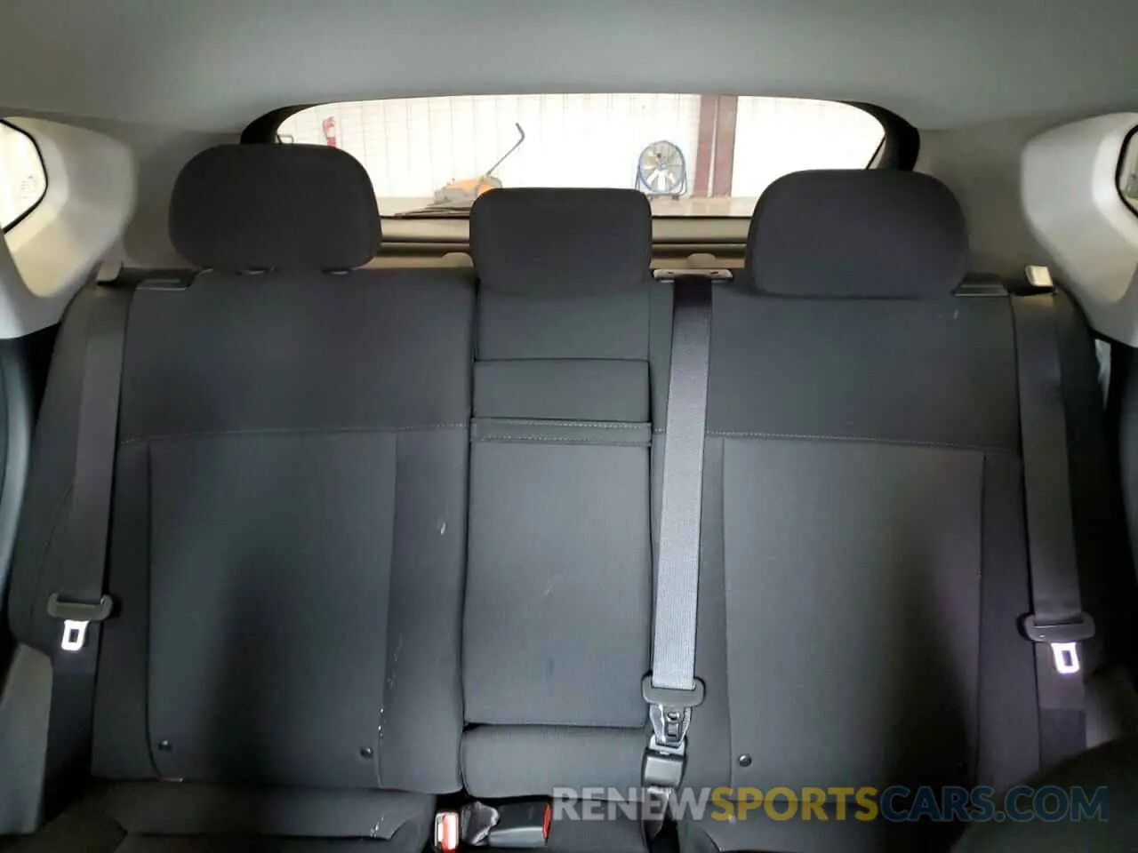 10 Photograph of a damaged car KM8HBCAB3SU233439 HYUNDAI KONA 2025