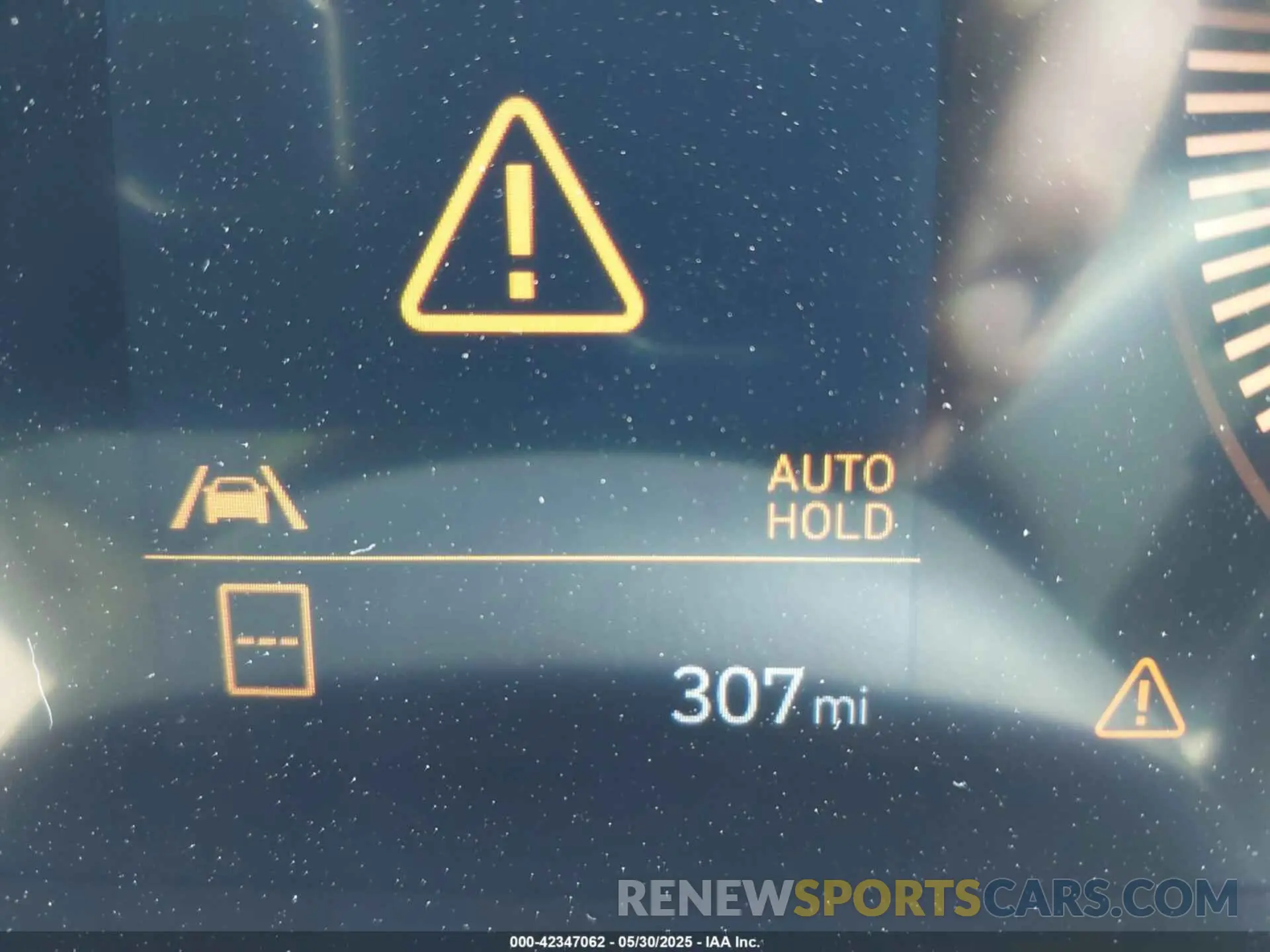 16 Photograph of a damaged car KM8HBCAB3SU265825 HYUNDAI KONA 2025
