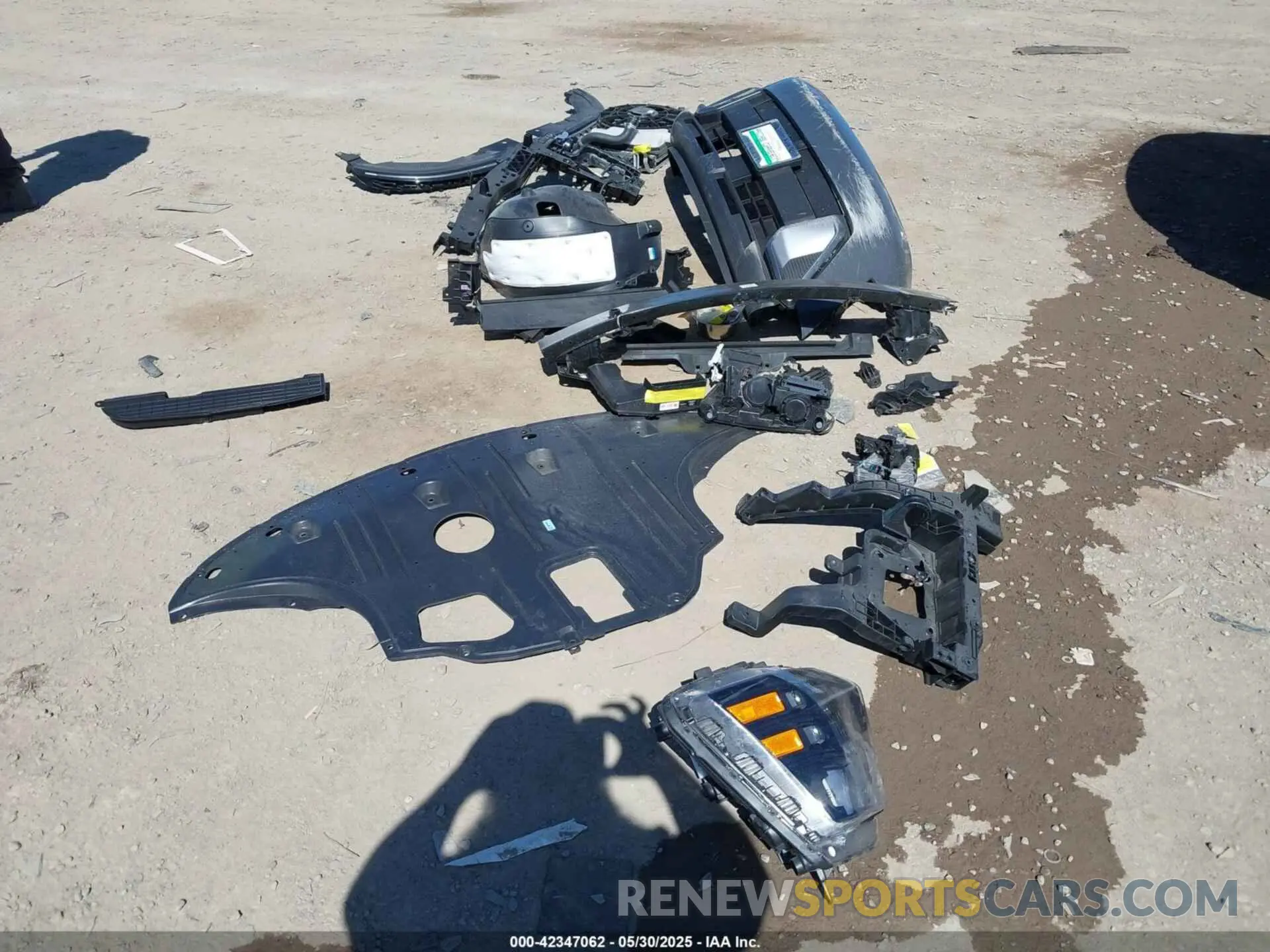 18 Photograph of a damaged car KM8HBCAB3SU265825 HYUNDAI KONA 2025