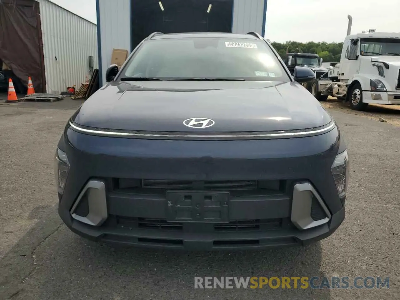5 Photograph of a damaged car KM8HBCAB8SU196100 HYUNDAI KONA 2025