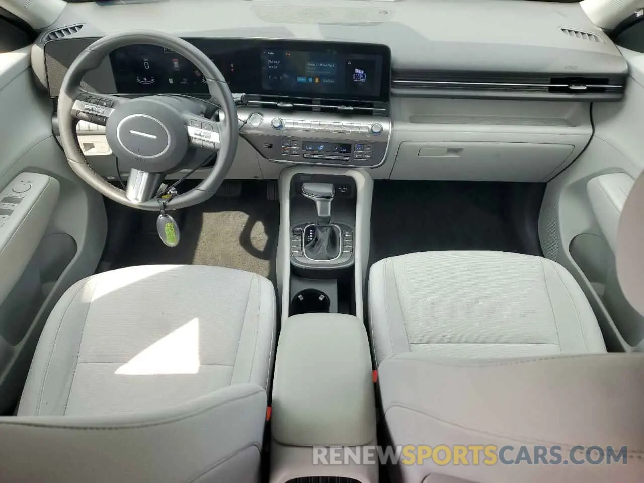 8 Photograph of a damaged car KM8HBCAB8SU196100 HYUNDAI KONA 2025