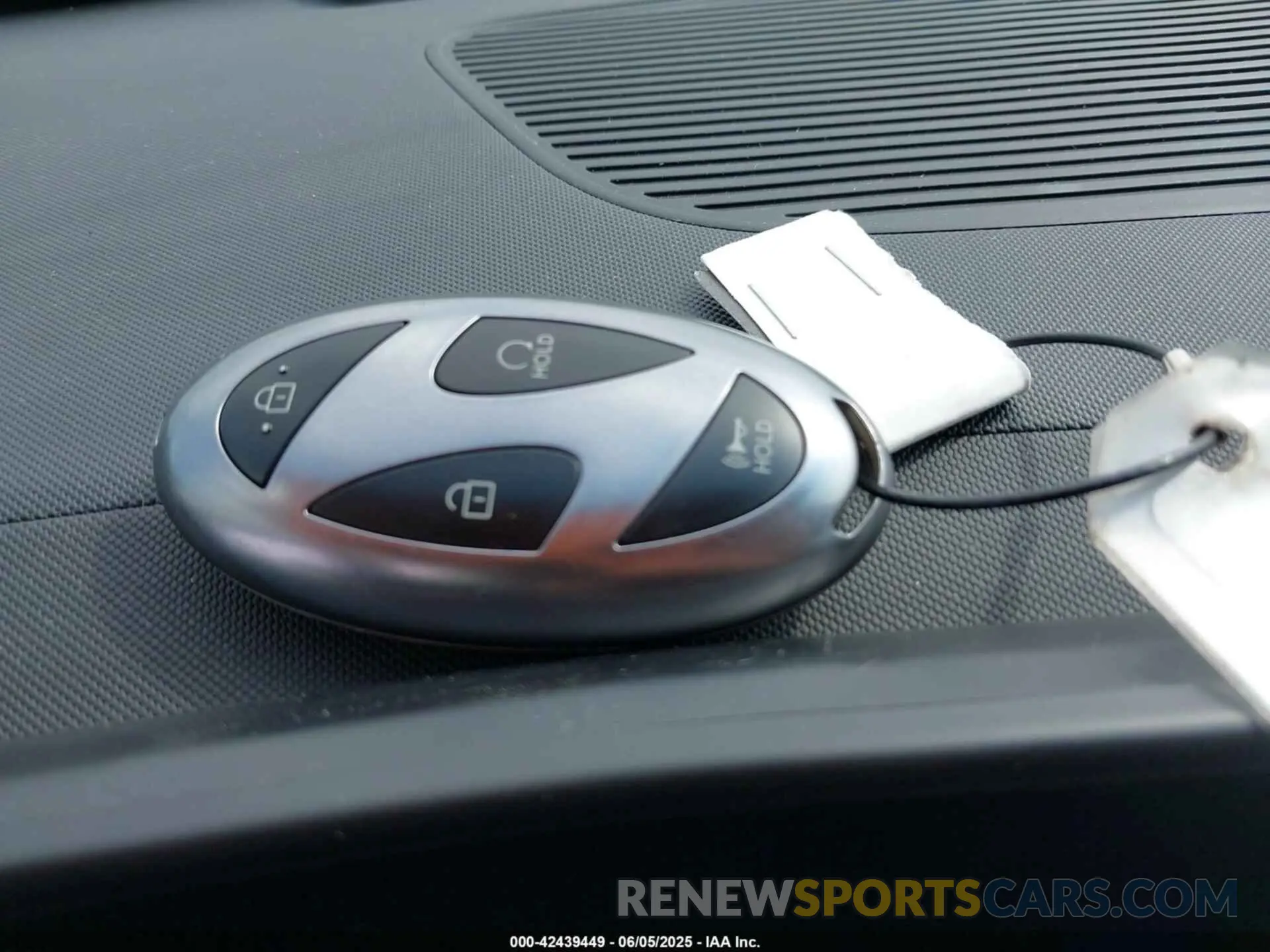 11 Photograph of a damaged car KM8HBCAB8SU228303 HYUNDAI KONA 2025