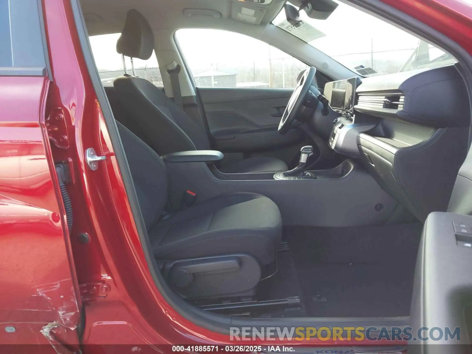 5 Photograph of a damaged car KM8HBCAB9SU214104 HYUNDAI KONA 2025