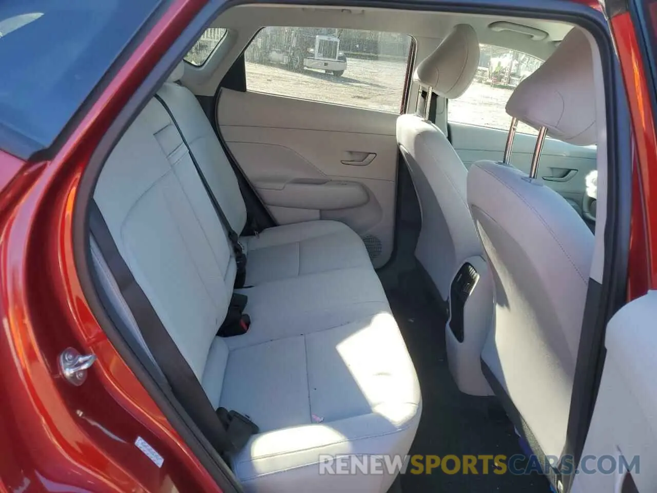 11 Photograph of a damaged car KM8HC3A65SU018306 HYUNDAI KONA 2025
