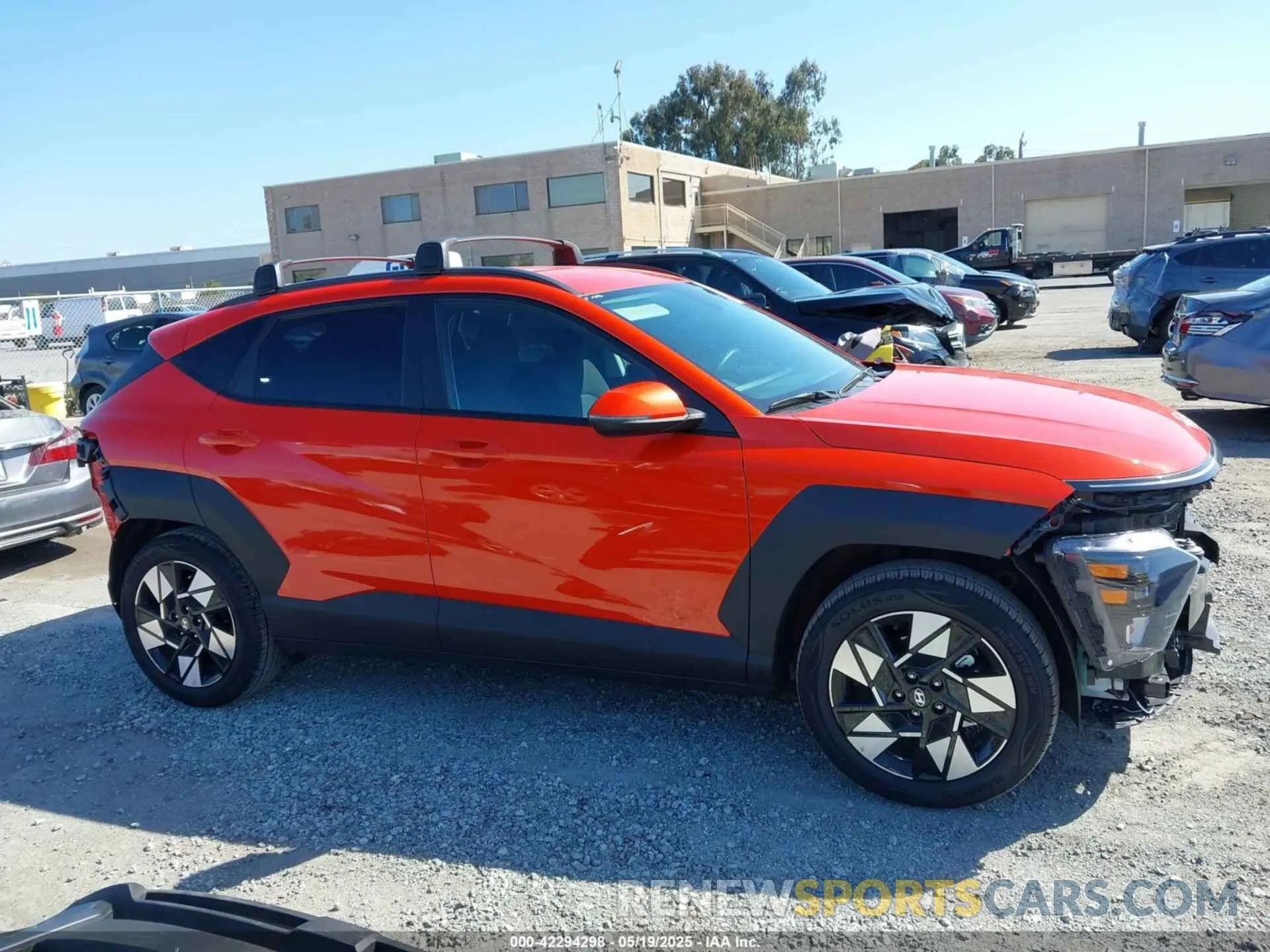 14 Photograph of a damaged car KM8HC3AB5SU235318 HYUNDAI KONA 2025