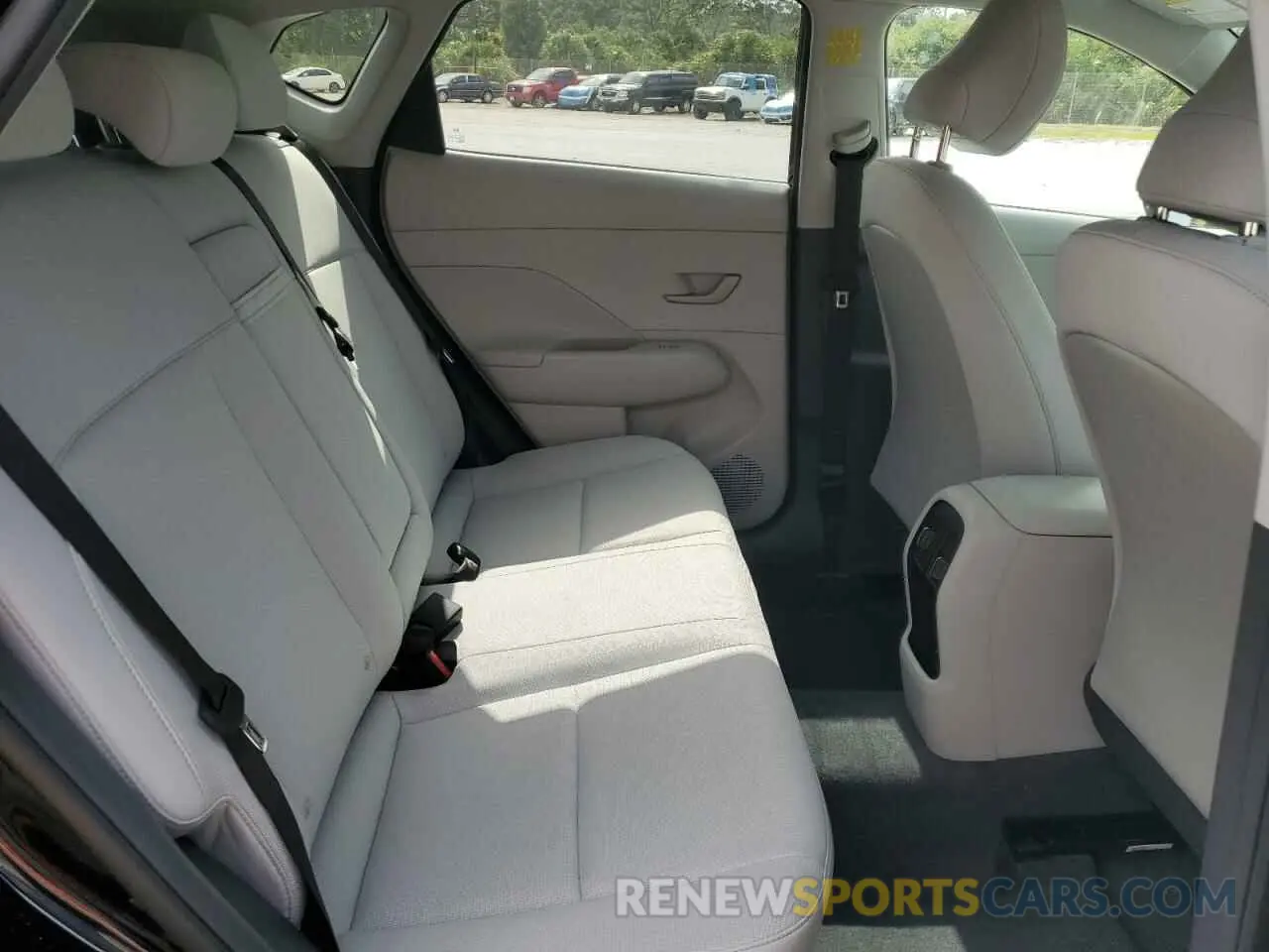 11 Photograph of a damaged car KM8HC3AB8SU206783 HYUNDAI KONA 2025