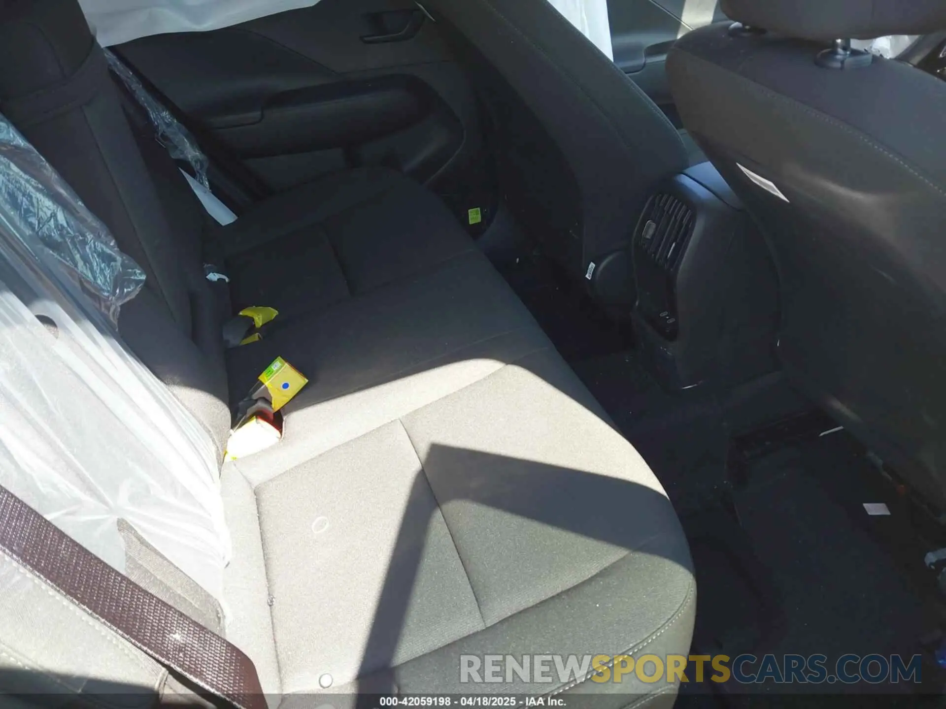 8 Photograph of a damaged car KM8HCCAB0SU214649 HYUNDAI KONA 2025