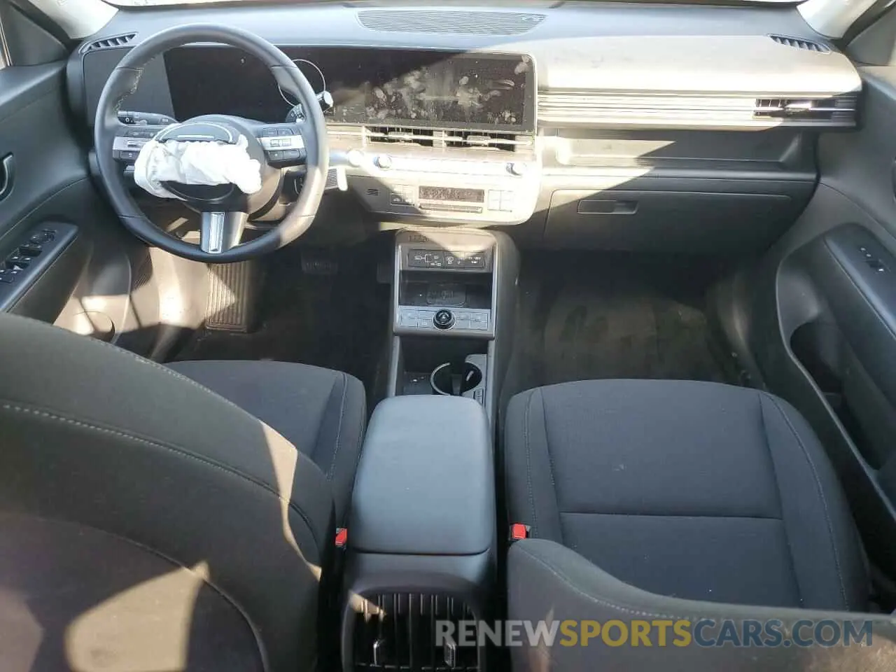 8 Photograph of a damaged car KM8HCCAB3SU217271 HYUNDAI KONA 2025