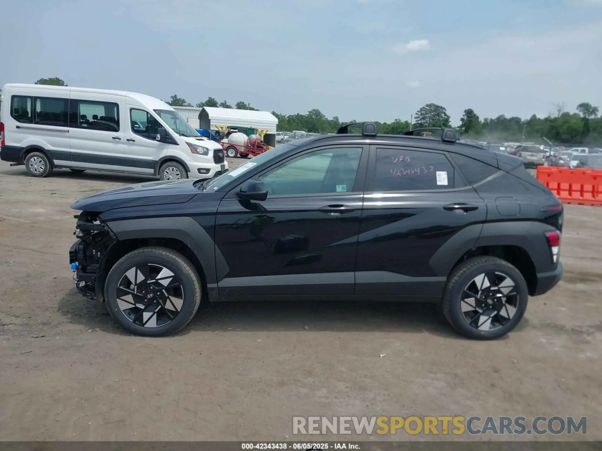 14 Photograph of a damaged car KM8HCCAB6SU189630 HYUNDAI KONA 2025