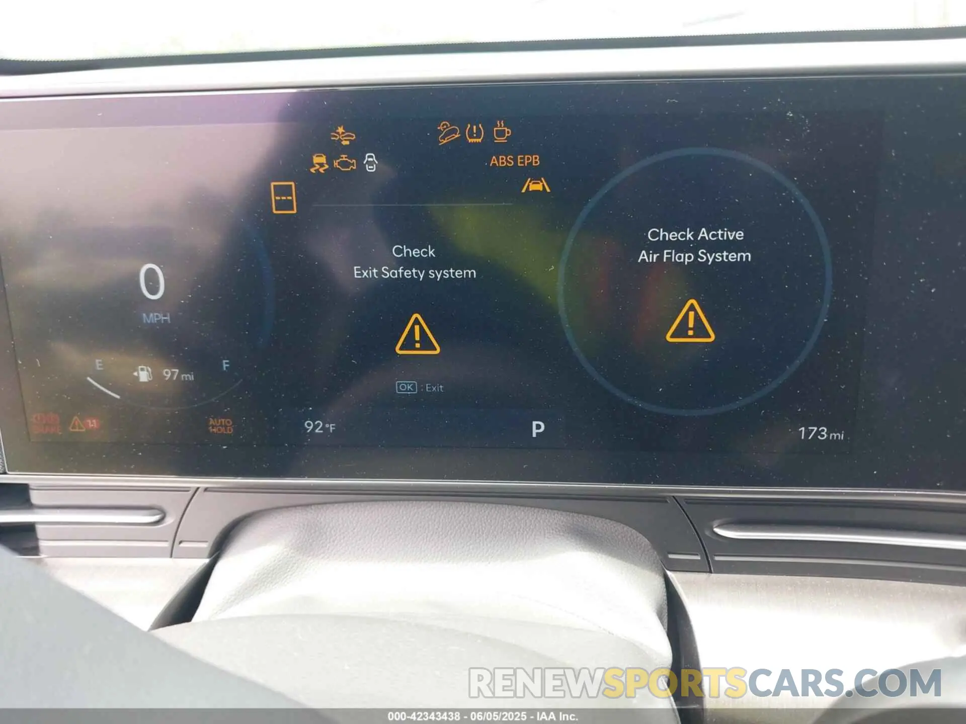 7 Photograph of a damaged car KM8HCCAB6SU189630 HYUNDAI KONA 2025