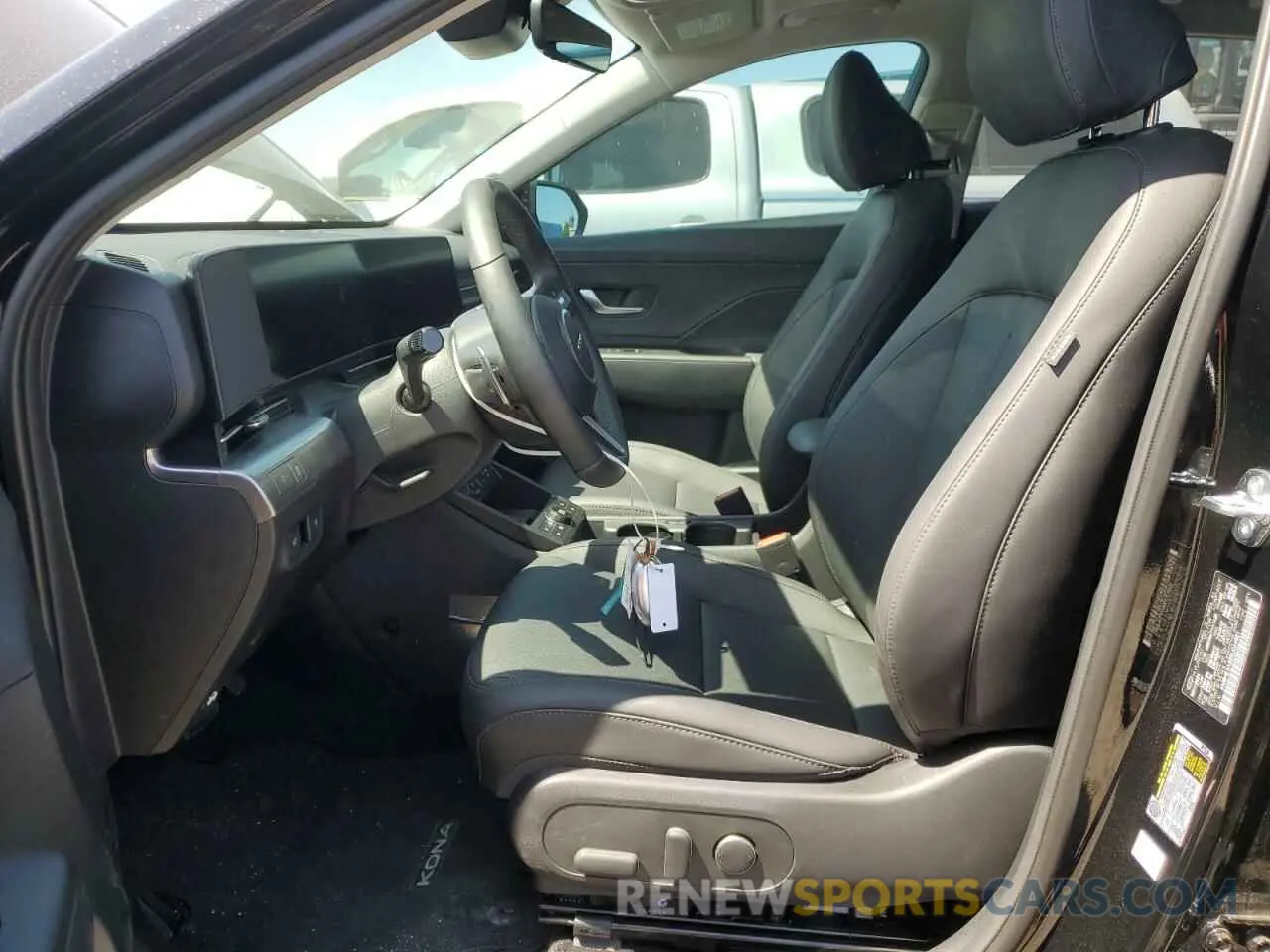7 Photograph of a damaged car KM8HE3A68SU024661 HYUNDAI KONA 2025